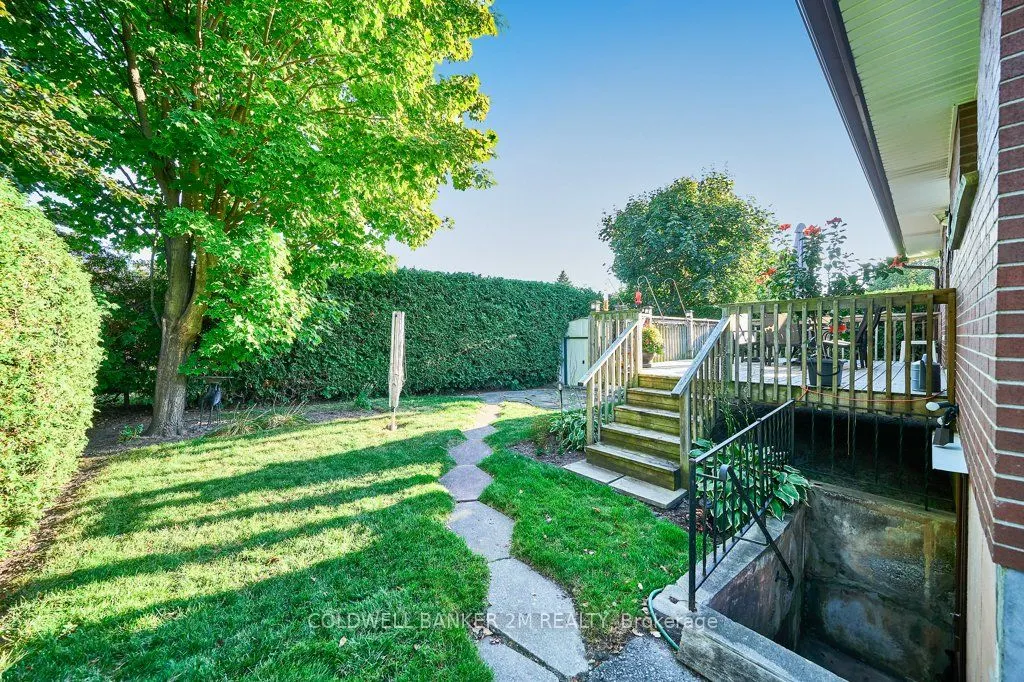 657 Balmoral Drive