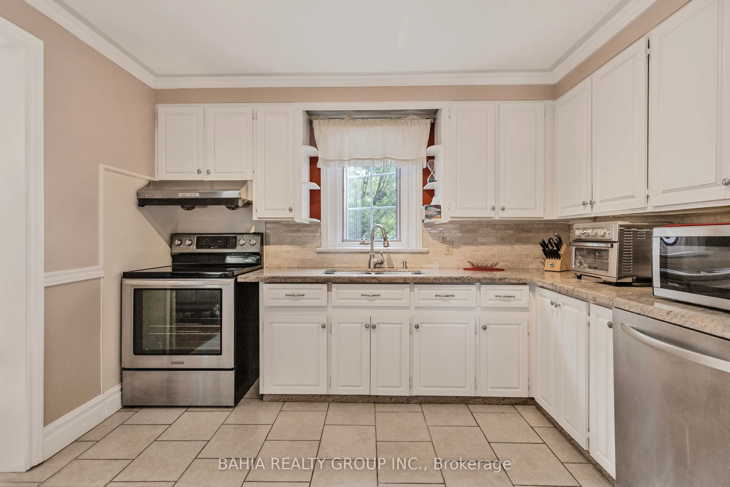 52 Orchard Park Drive