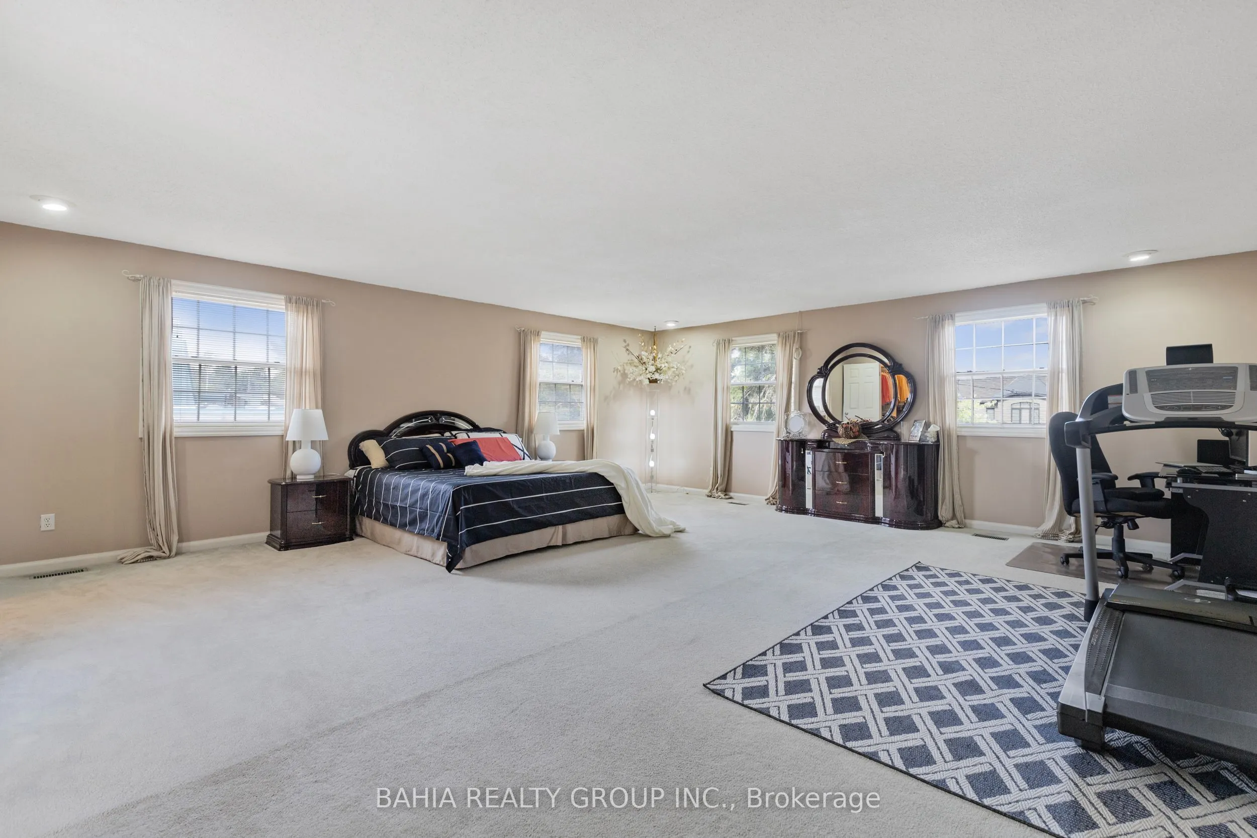 52 Orchard Park Drive