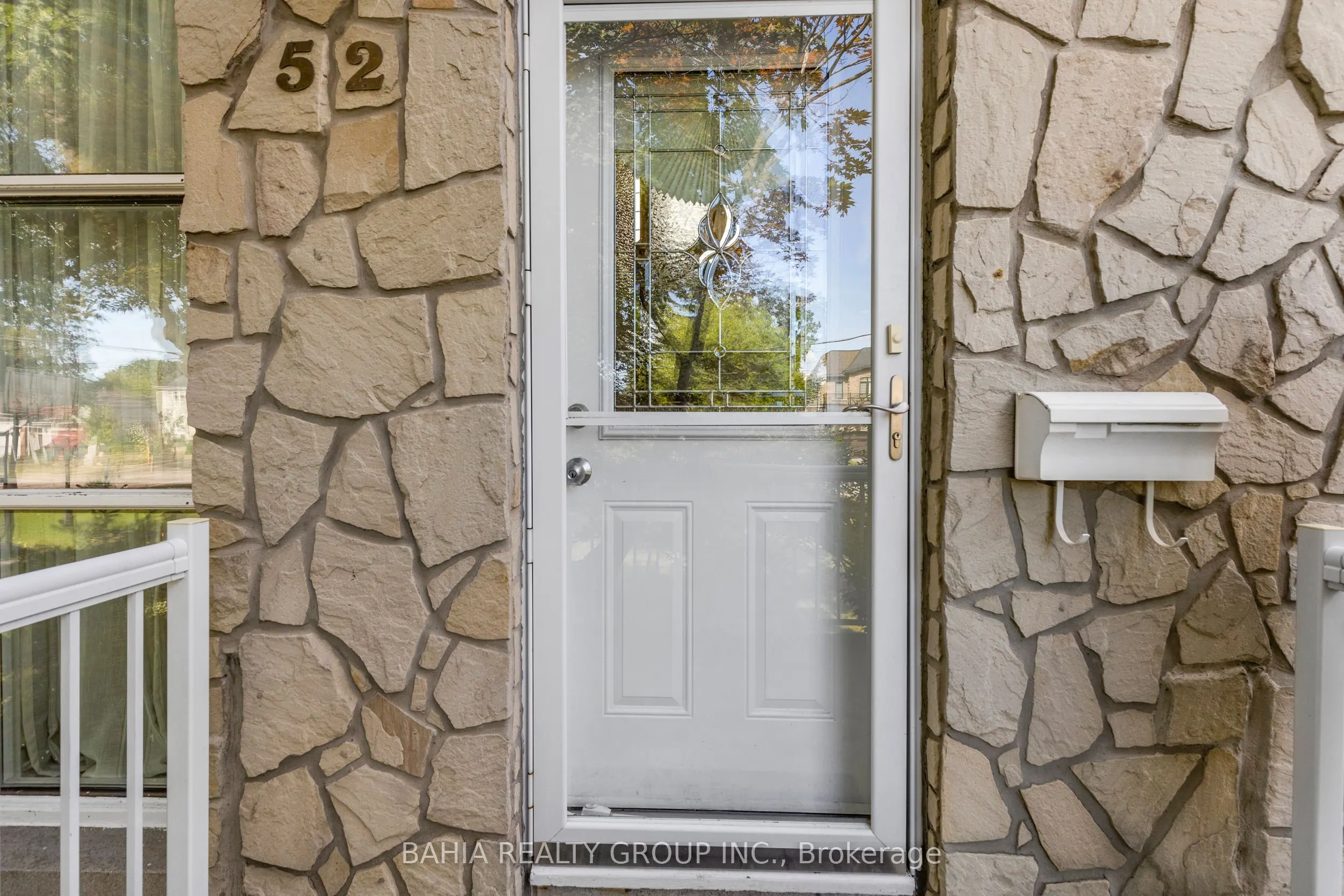52 Orchard Park Drive