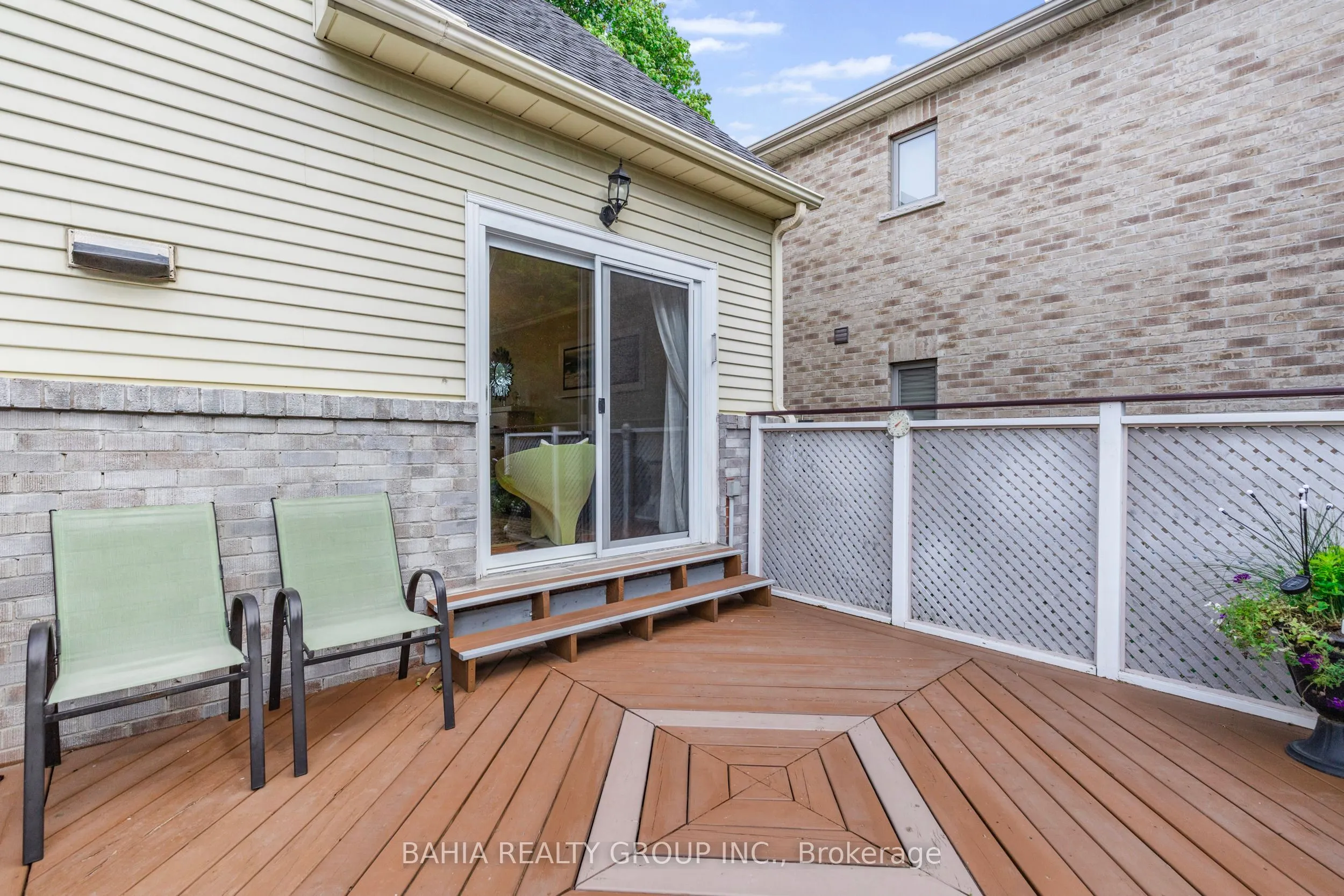52 Orchard Park Drive