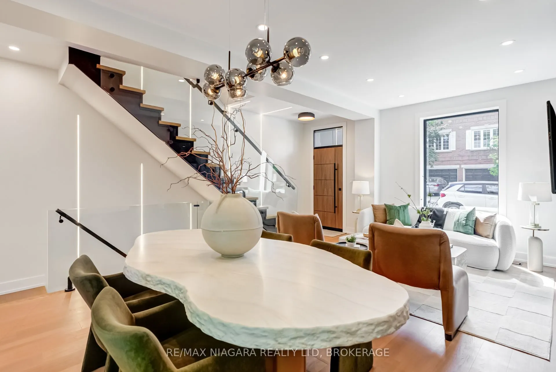 95 Kimberley Avenue