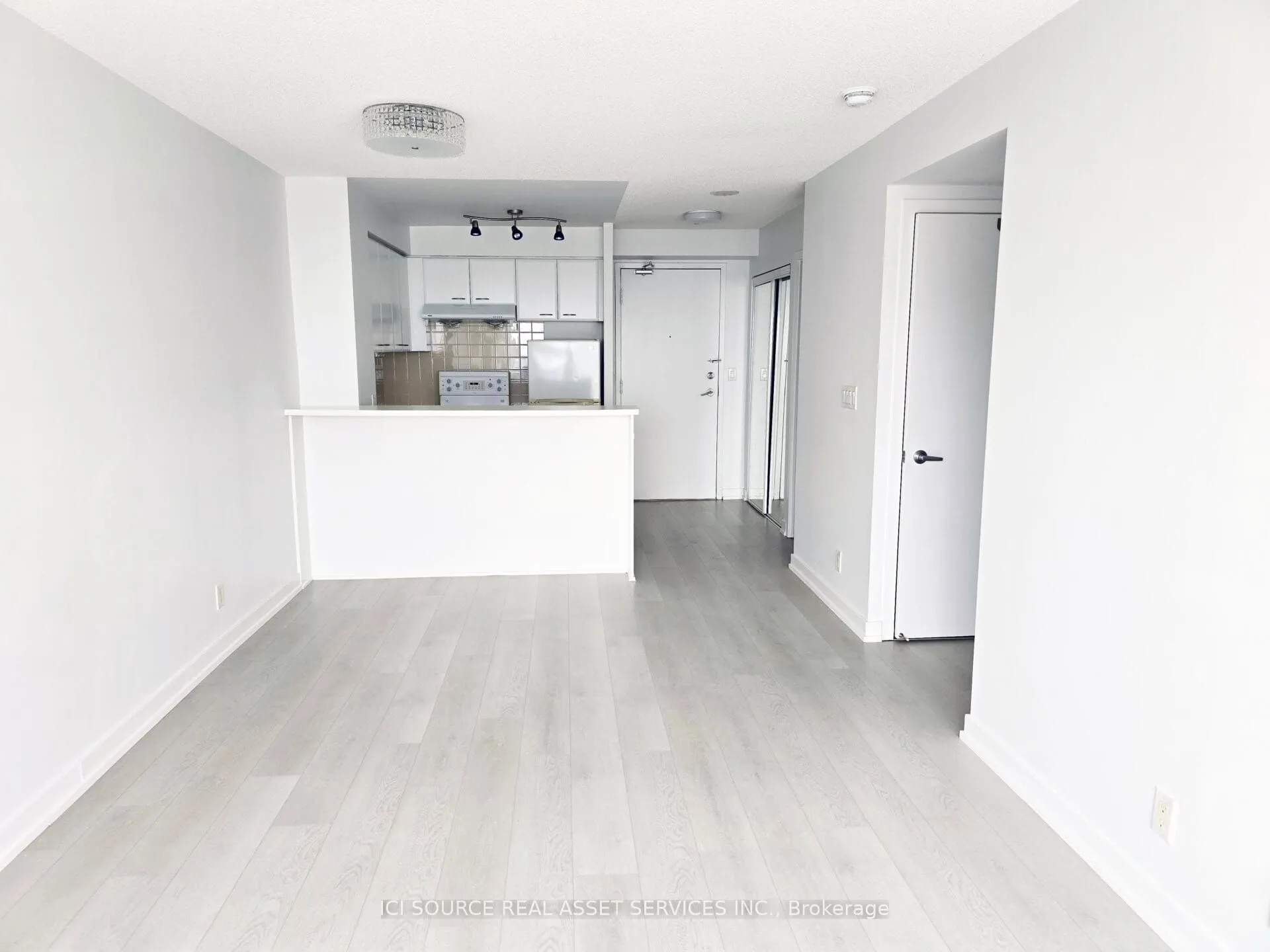 36 Lee Centre Drive, #2808