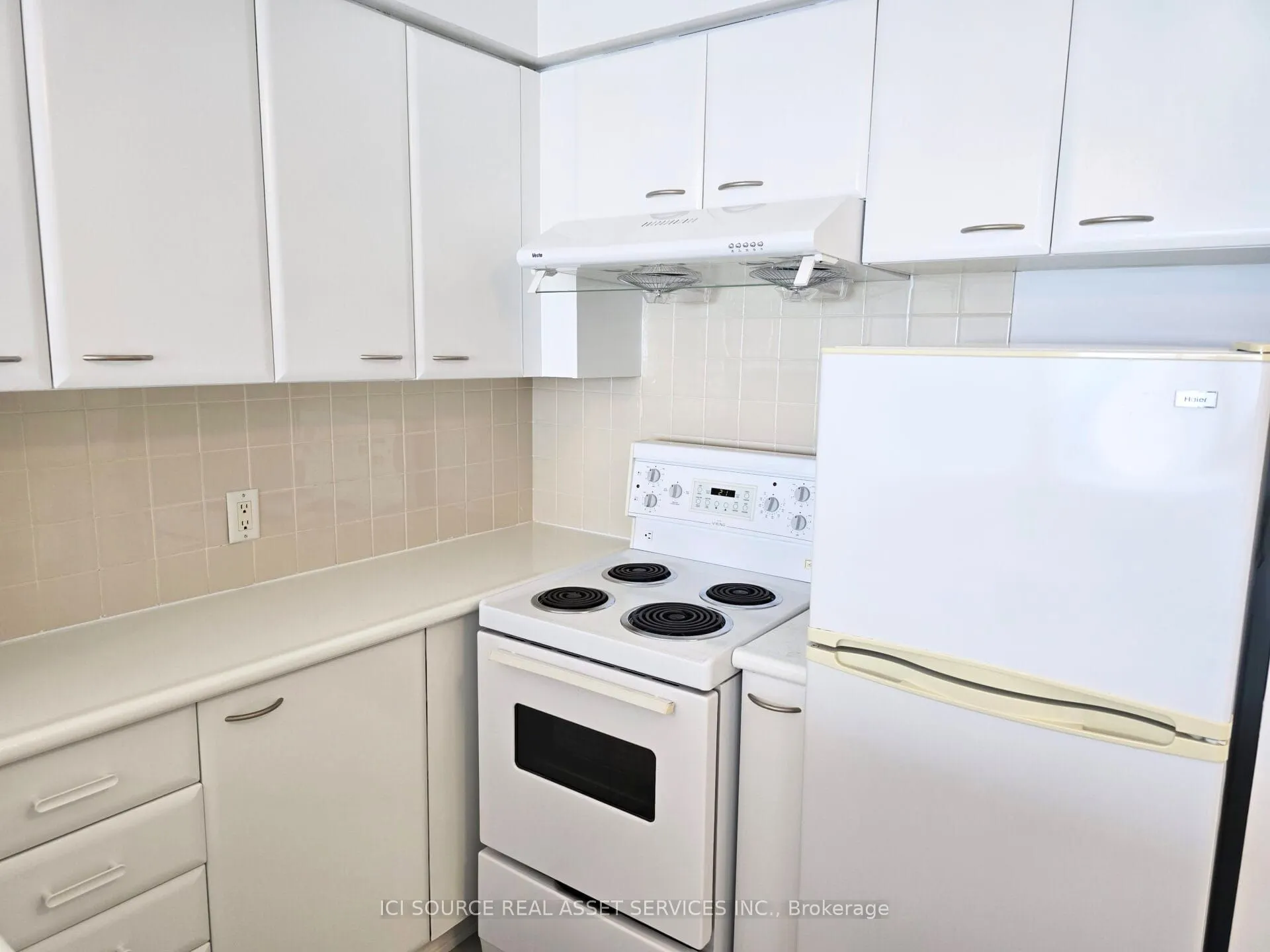 36 Lee Centre Drive, #2808