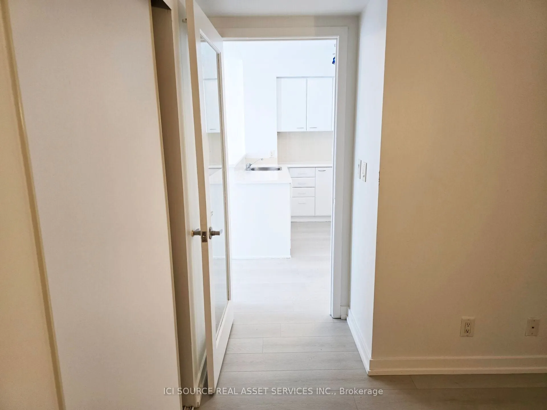 36 Lee Centre Drive, #2808
