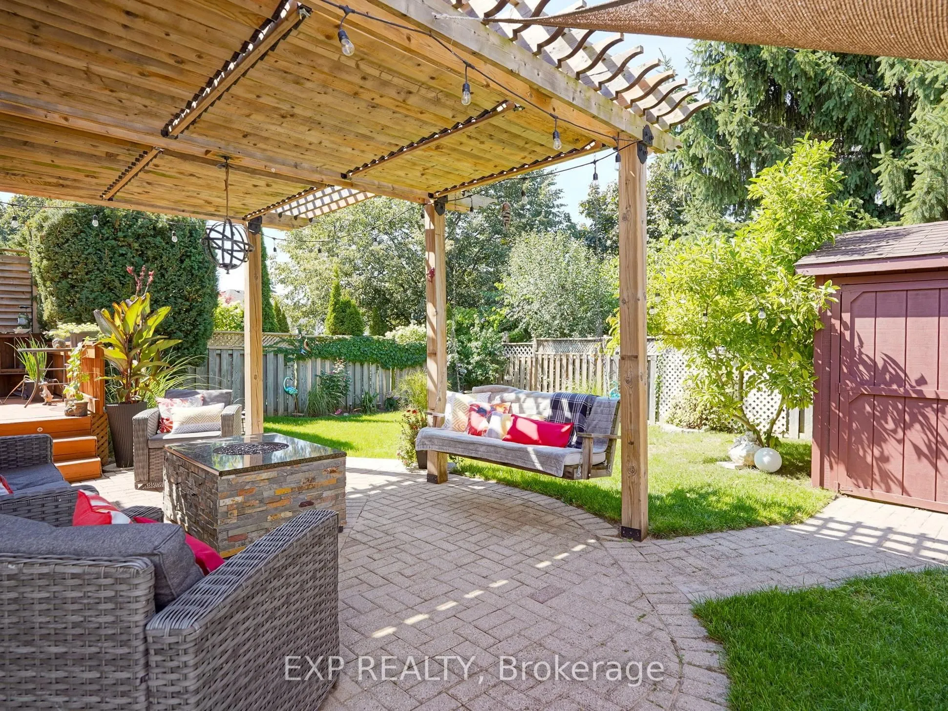 21 Lyndale Crescent