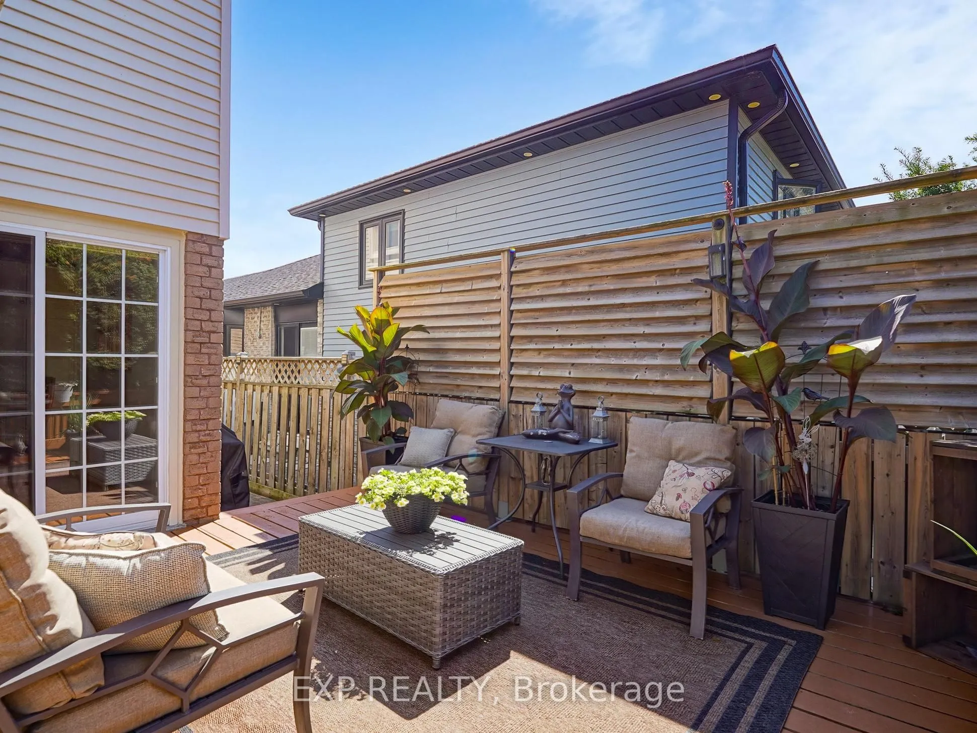 21 Lyndale Crescent