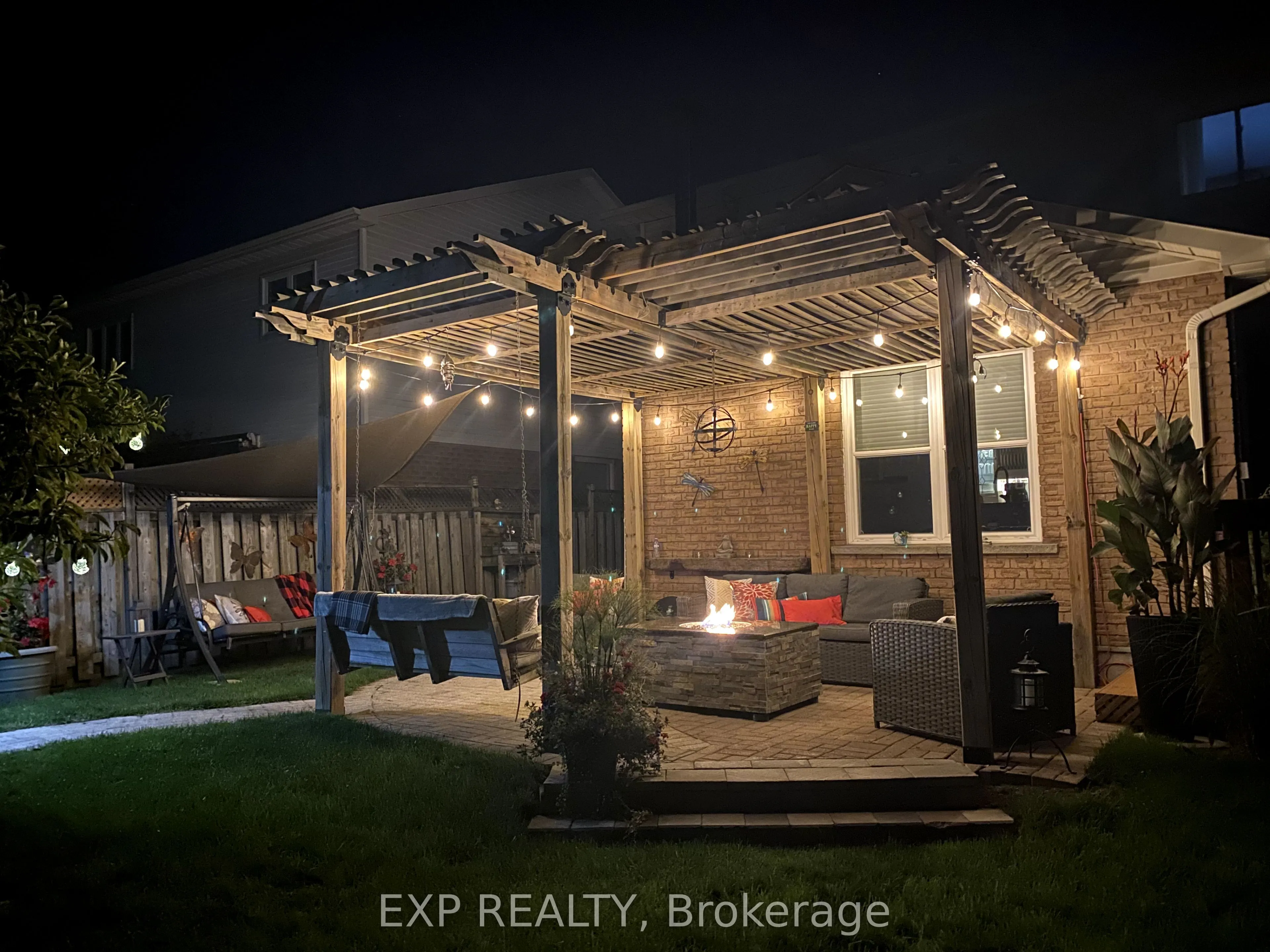 21 Lyndale Crescent