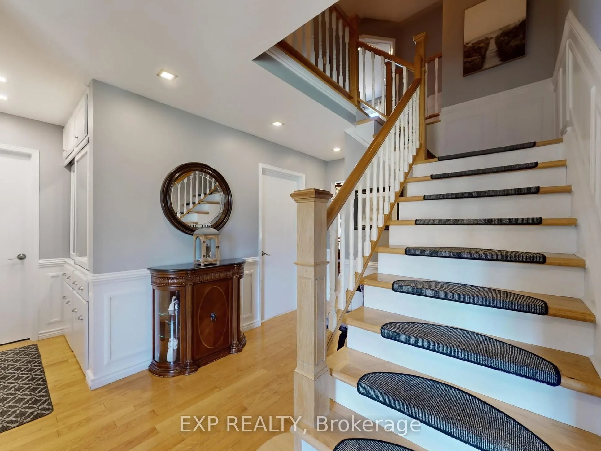 21 Lyndale Crescent