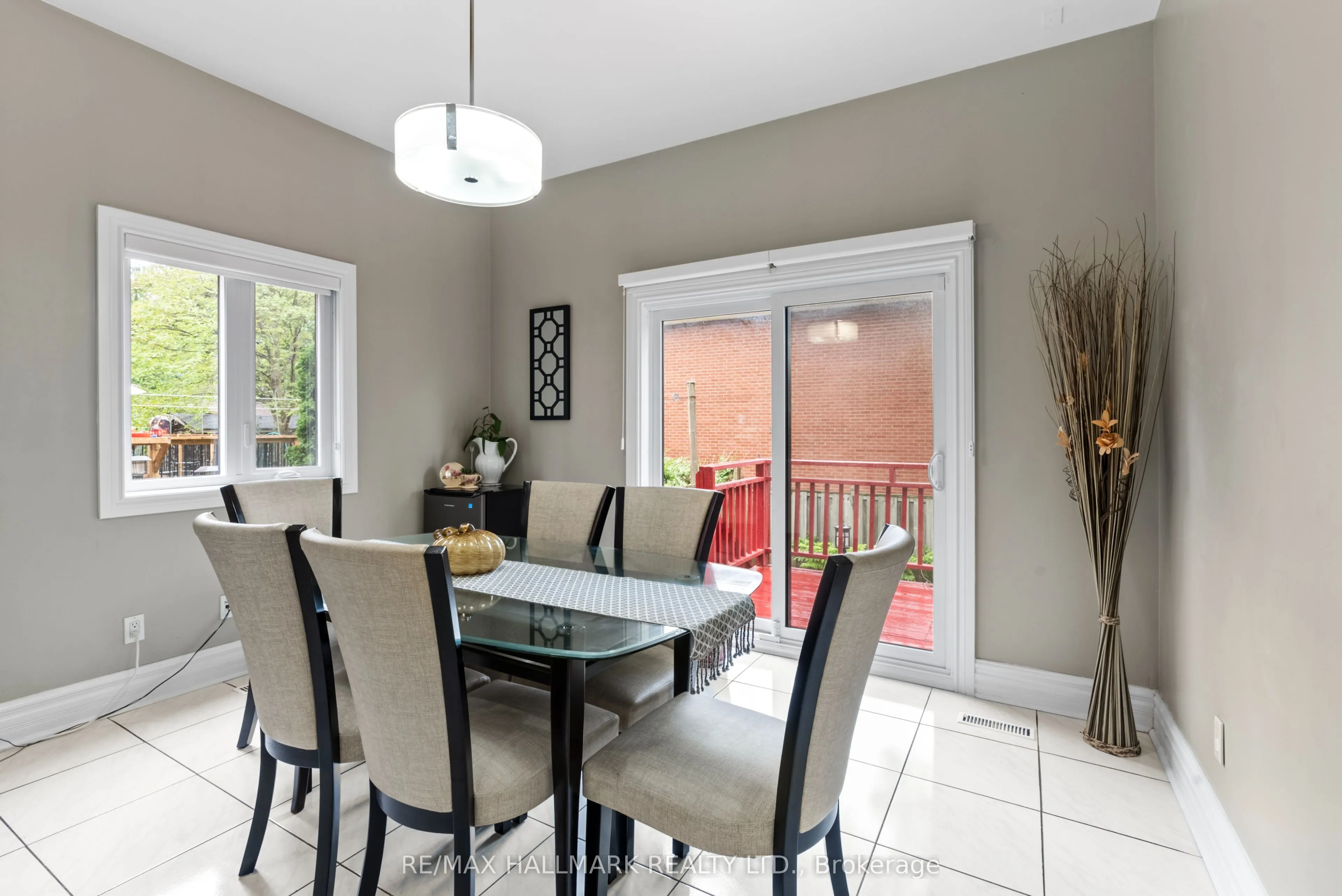 80 Dunstall Crescent