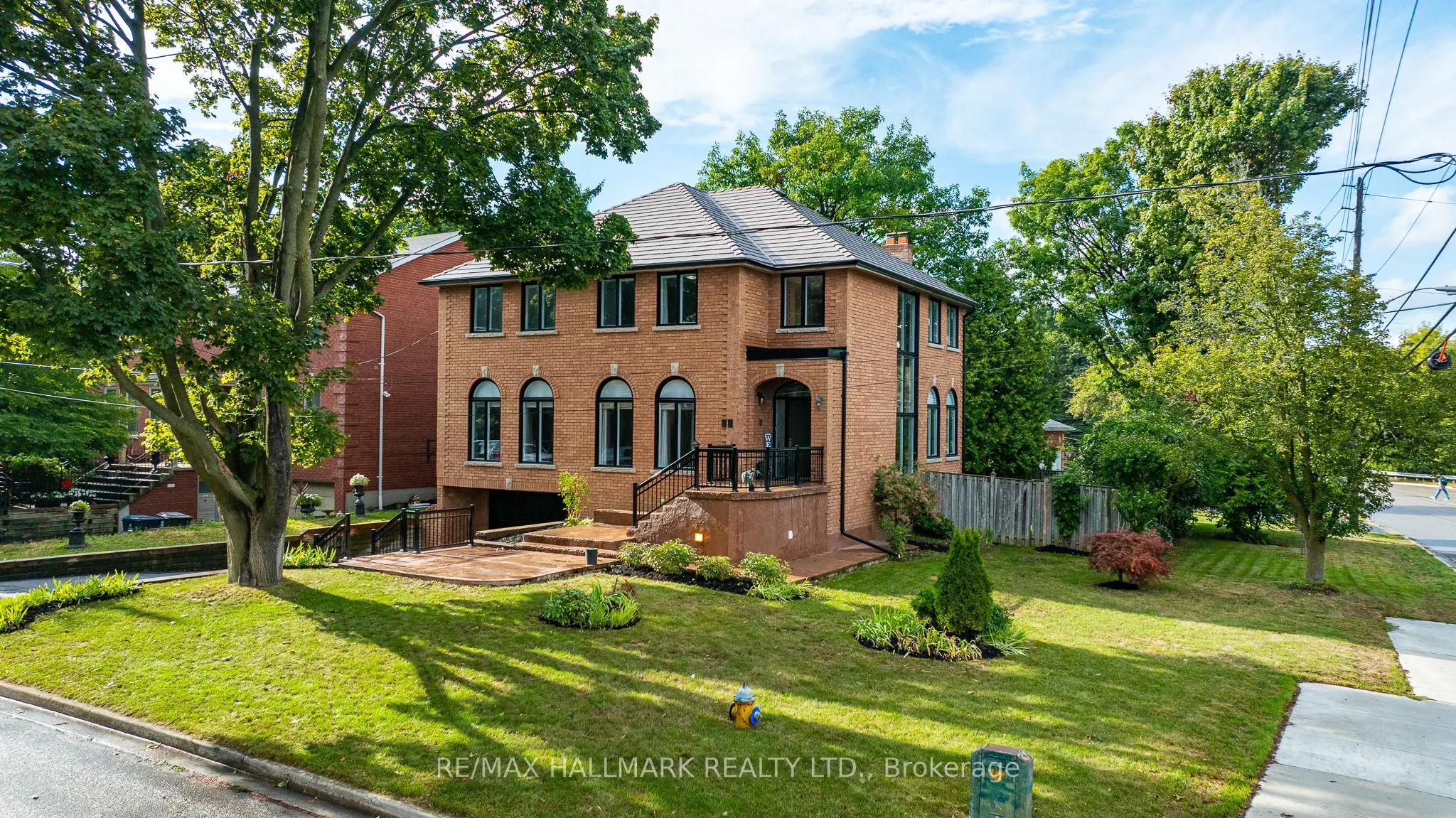 80 Dunstall Crescent