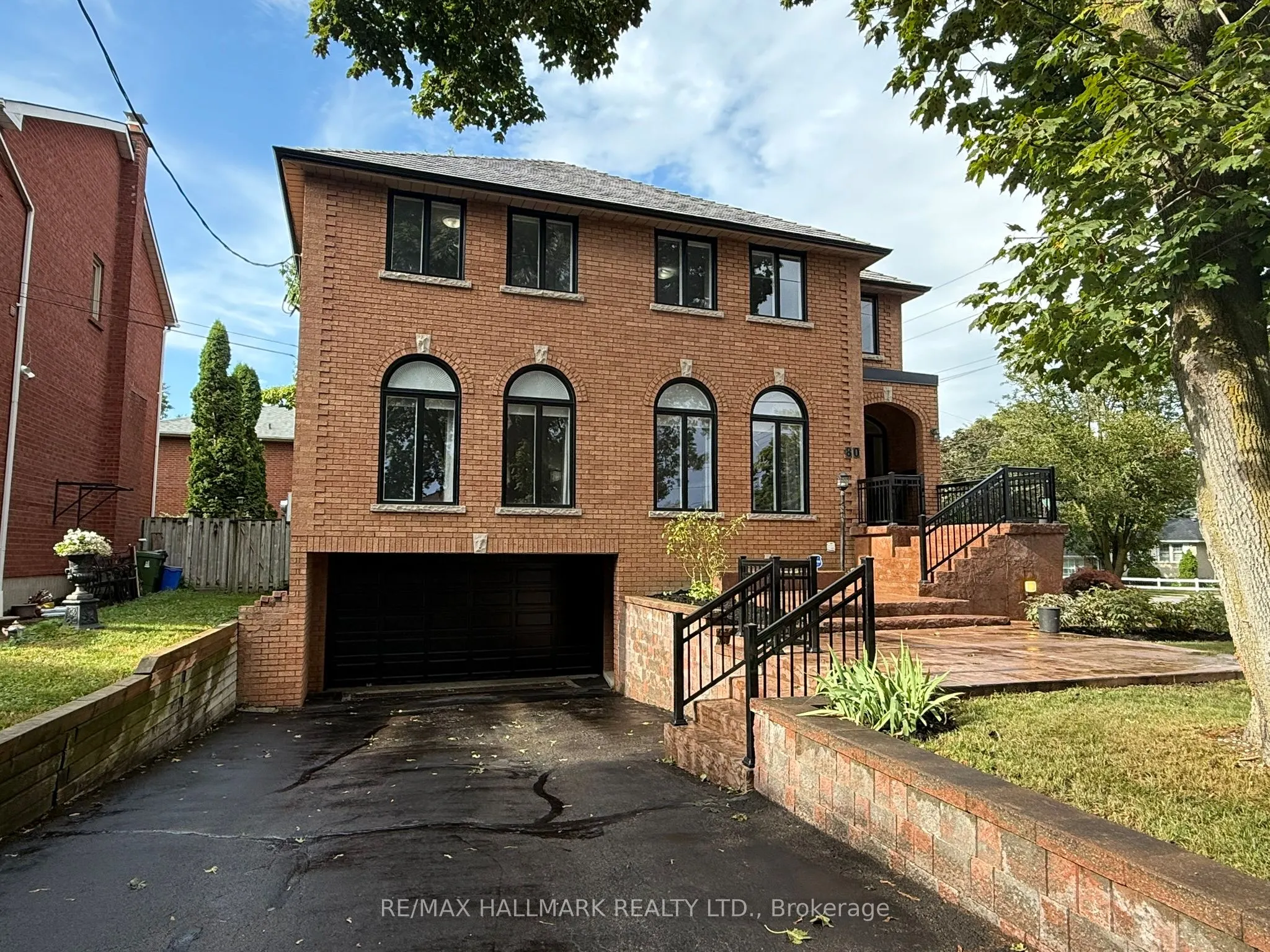 80 Dunstall Crescent