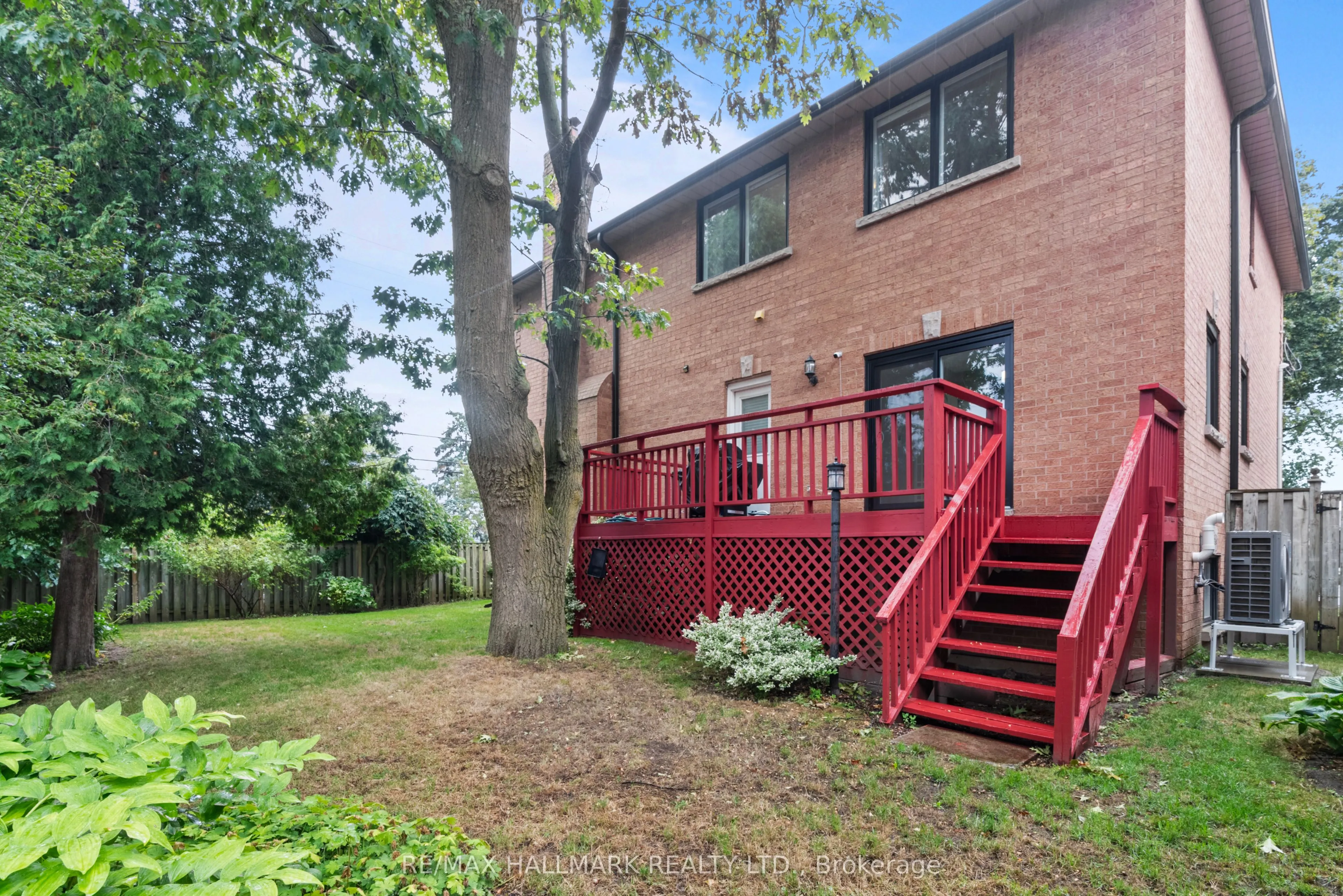 80 Dunstall Crescent