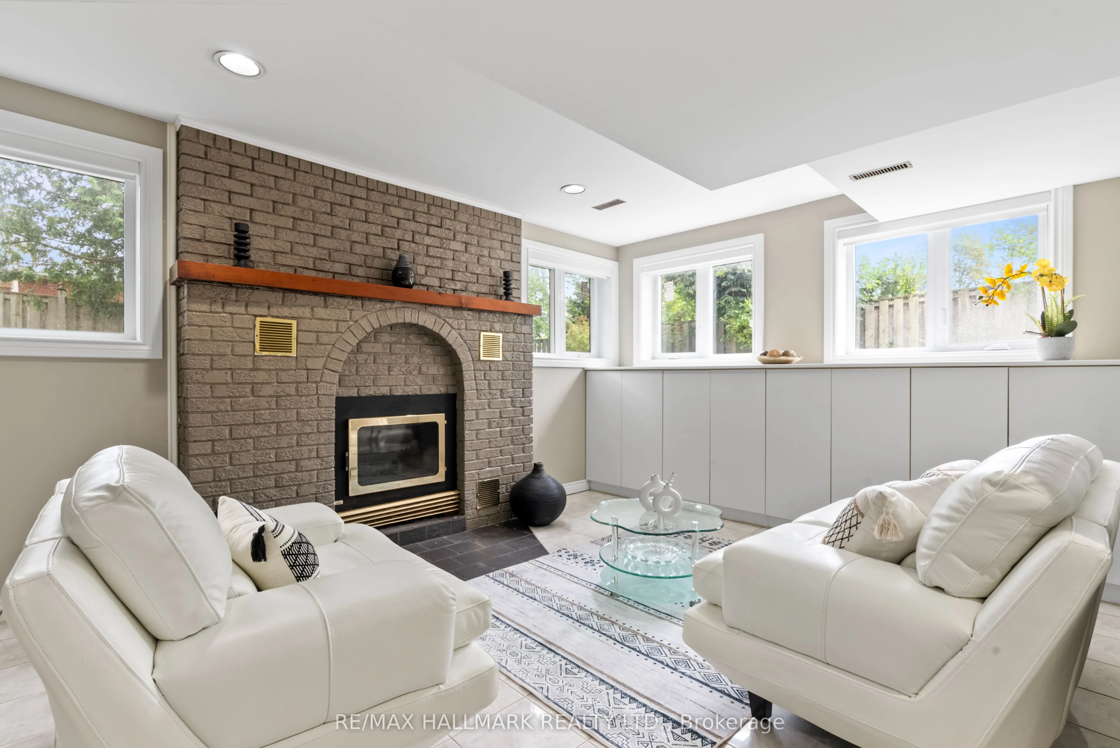 80 Dunstall Crescent