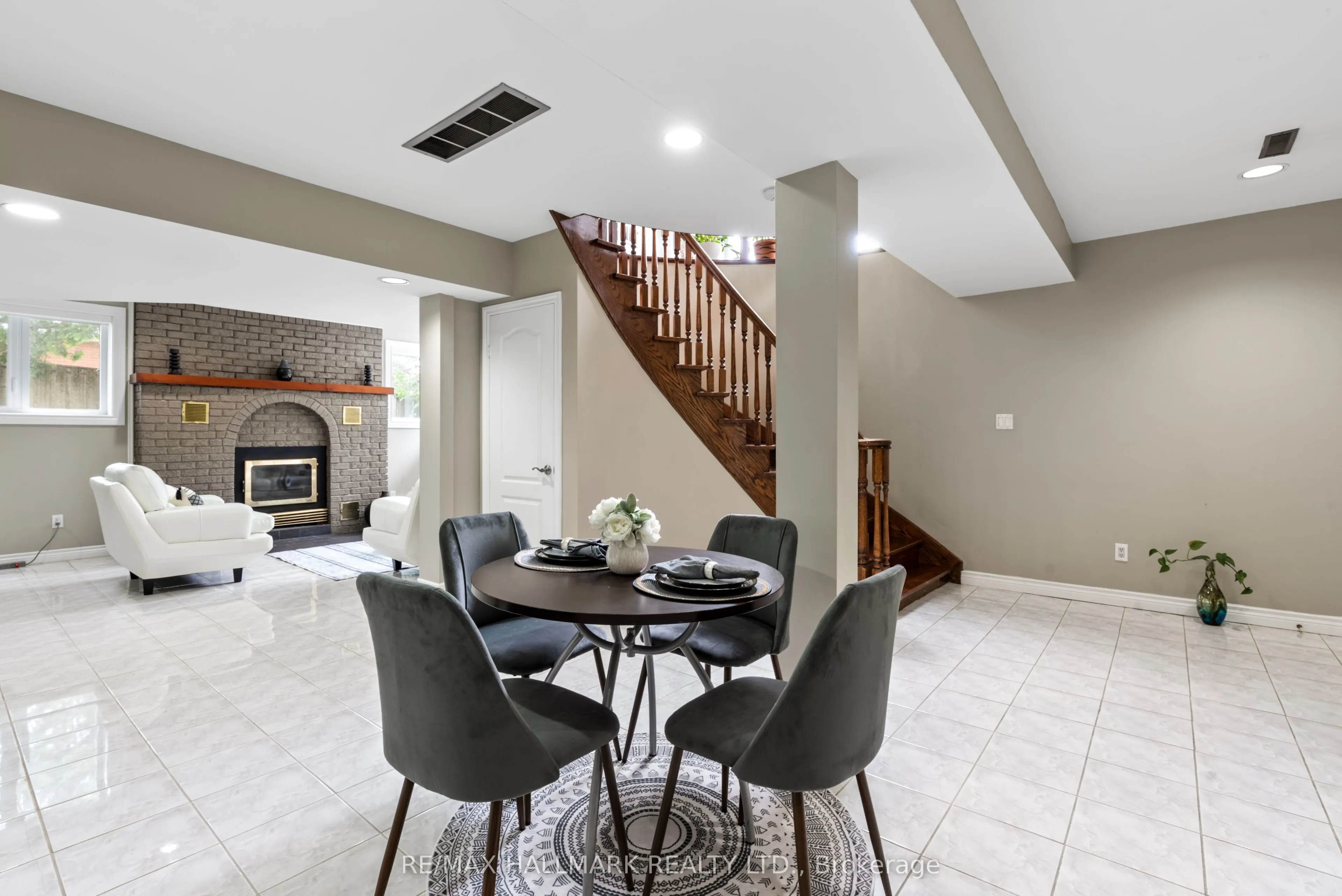 80 Dunstall Crescent