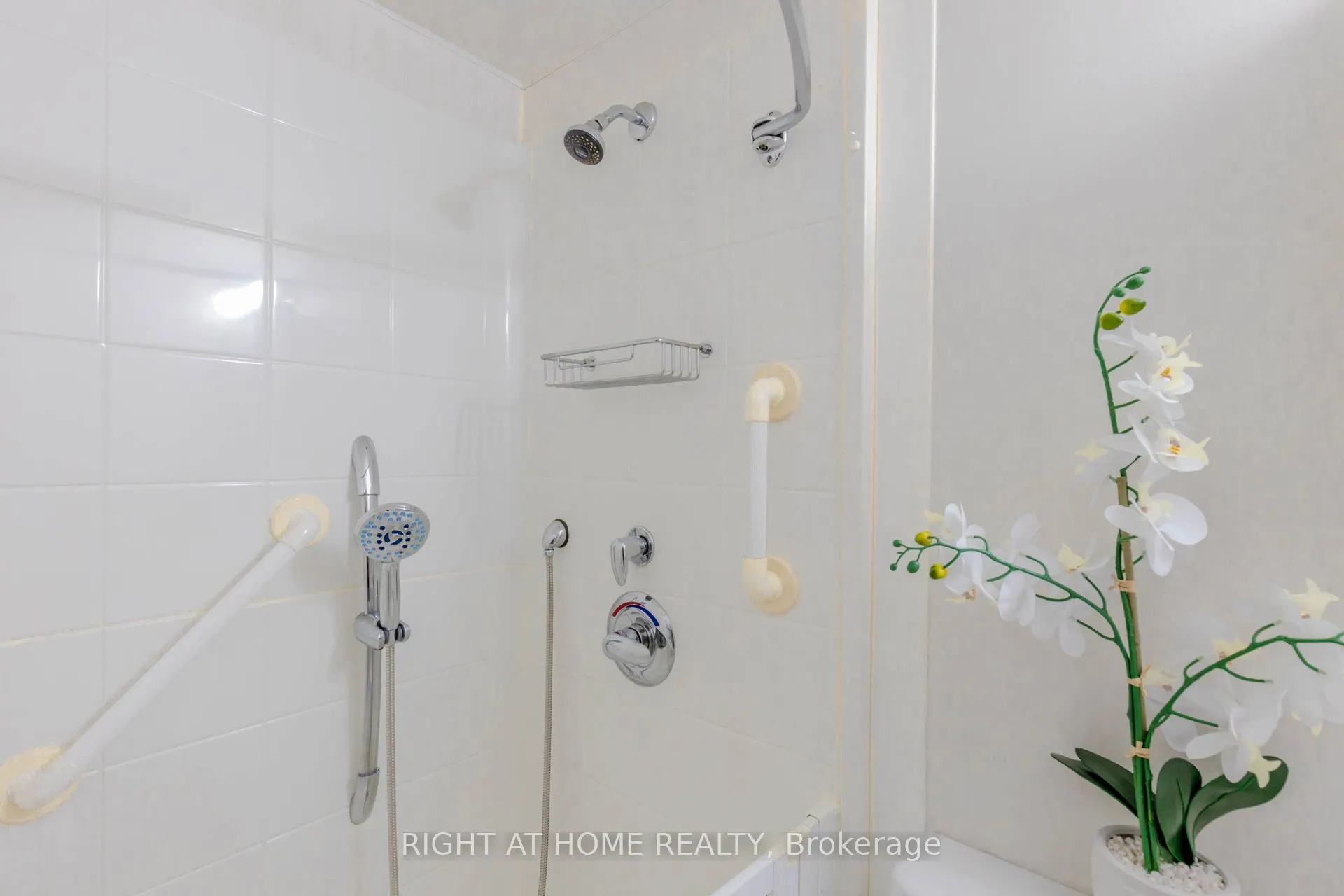 3311 Kingston Road, #707