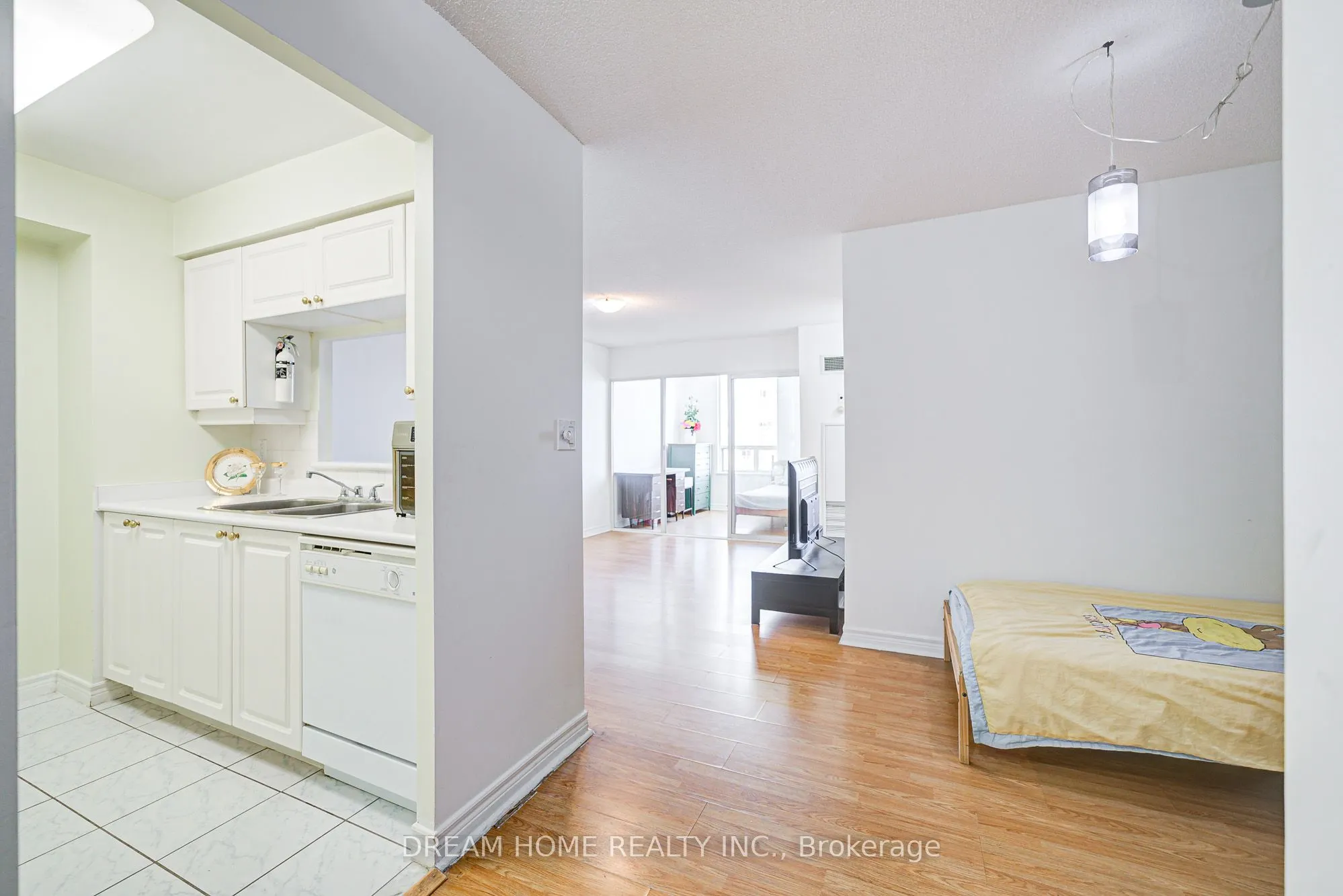 68 CORPORATE Drive, #1531