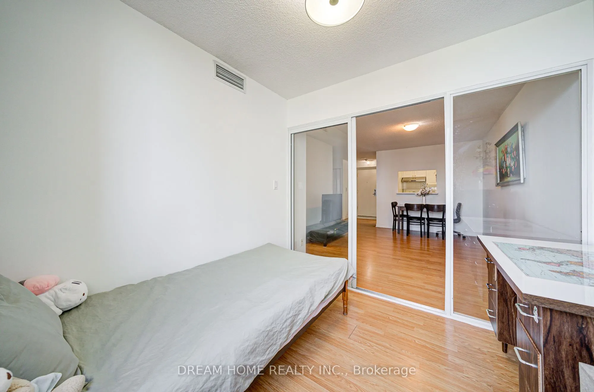 68 CORPORATE Drive, #1531