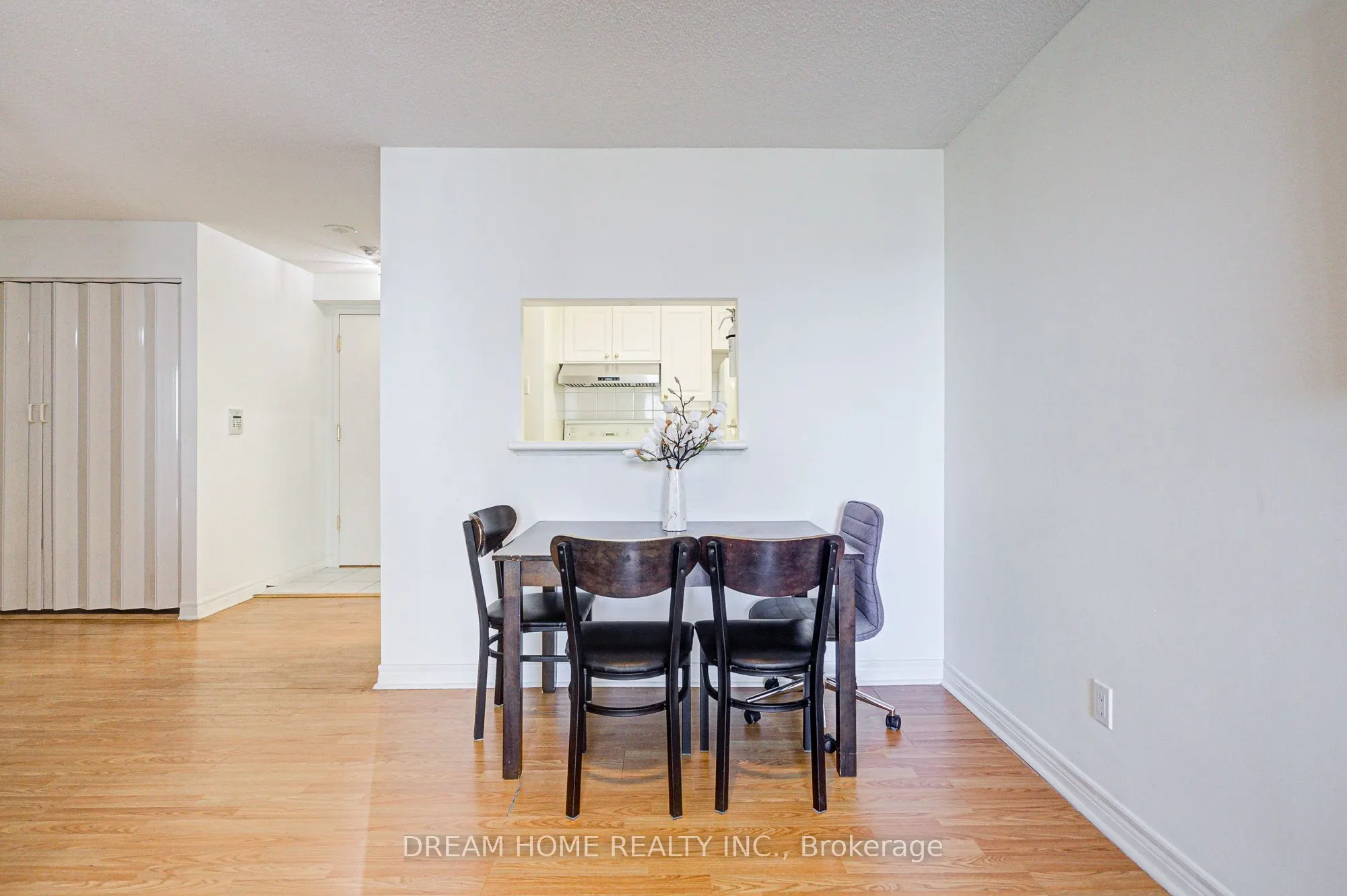 68 CORPORATE Drive, #1531