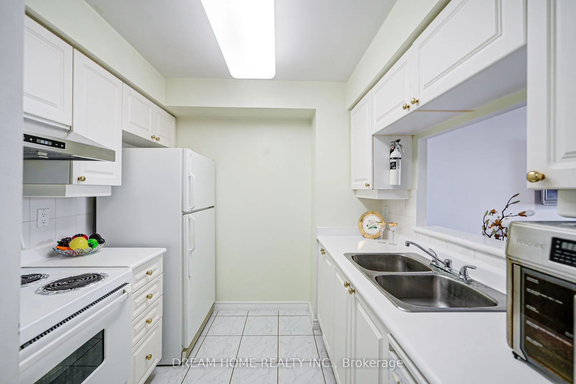 68 CORPORATE Drive, #1531