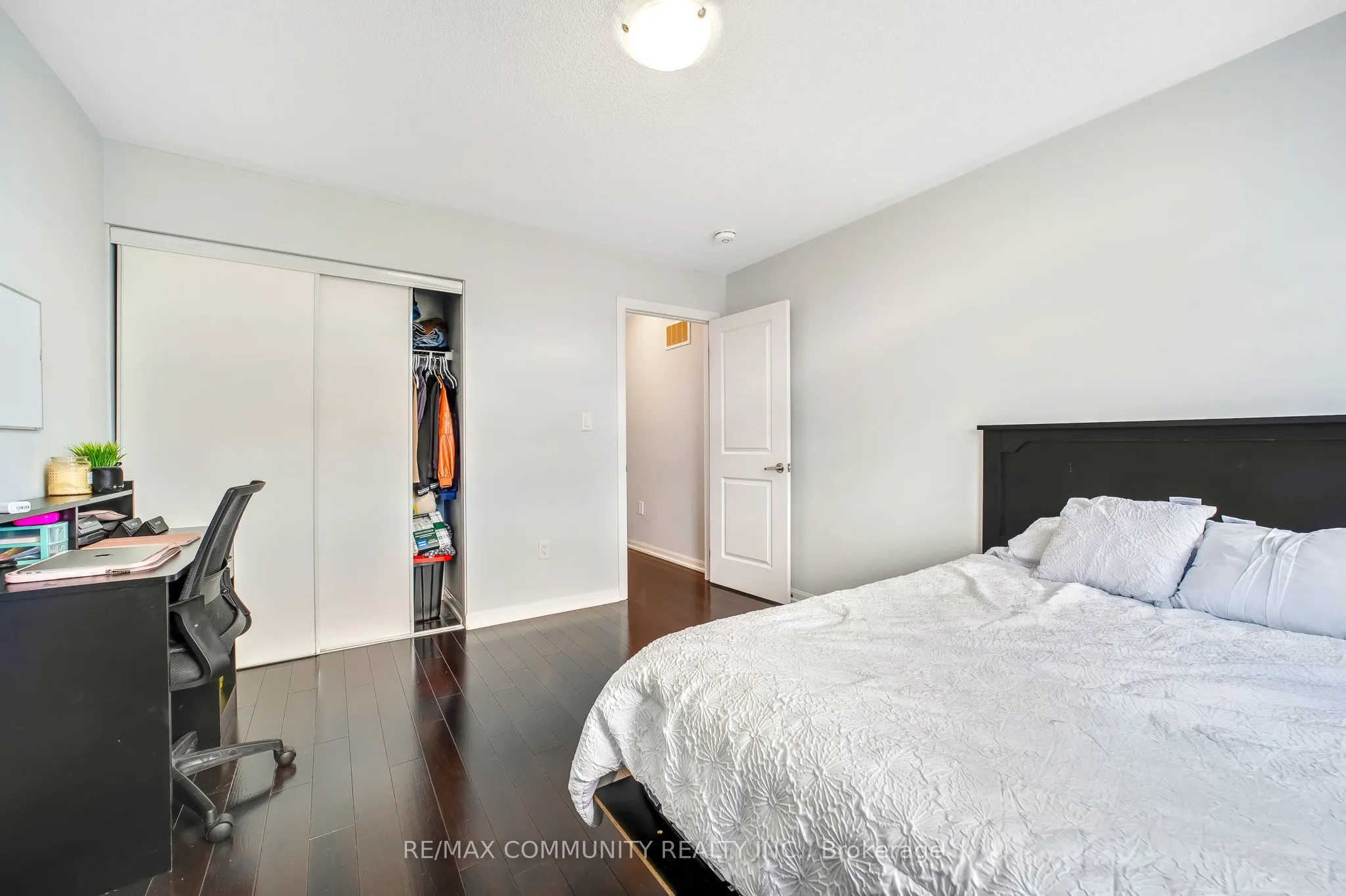 1064 Cameo Street