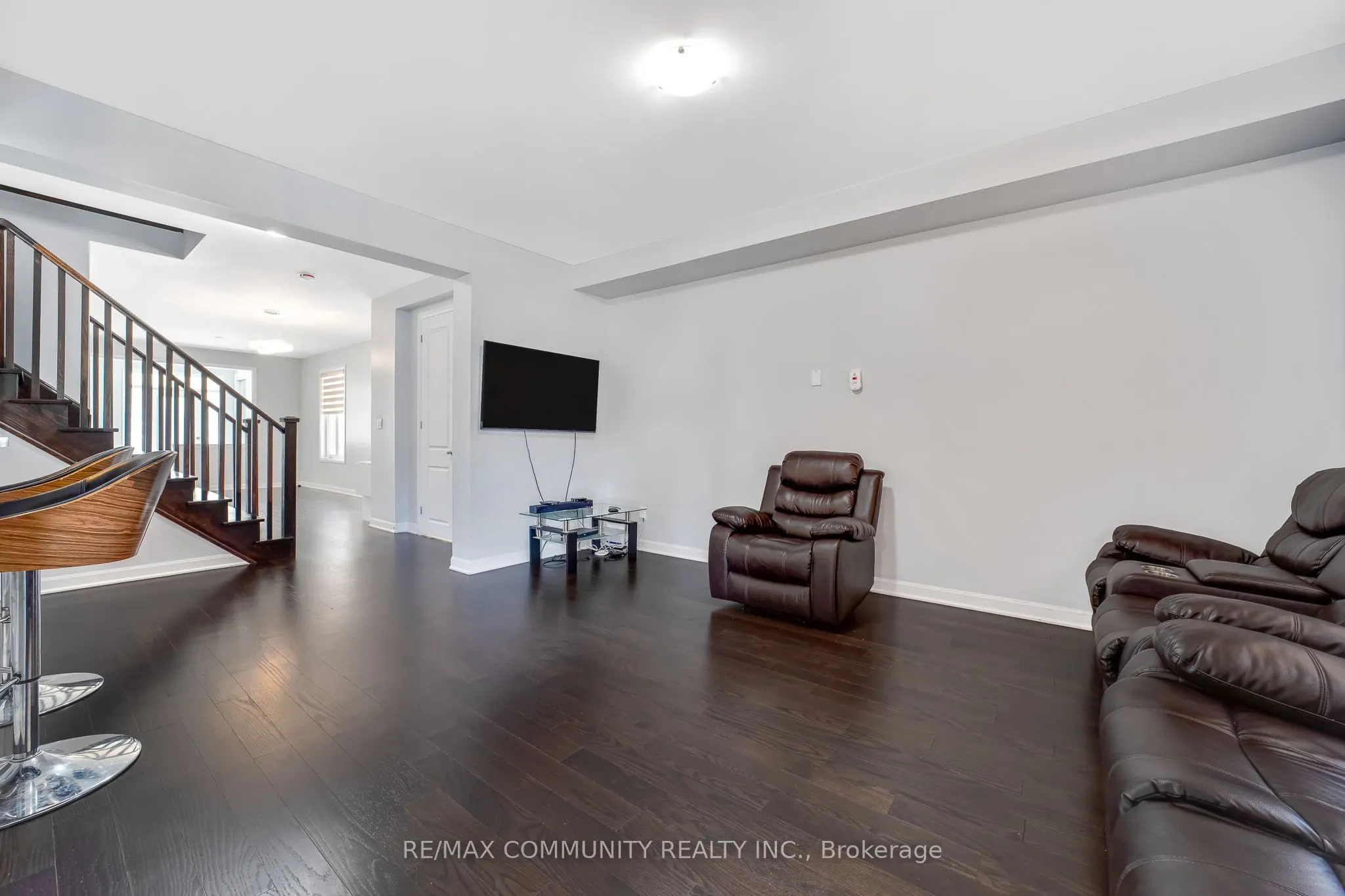 1064 Cameo Street