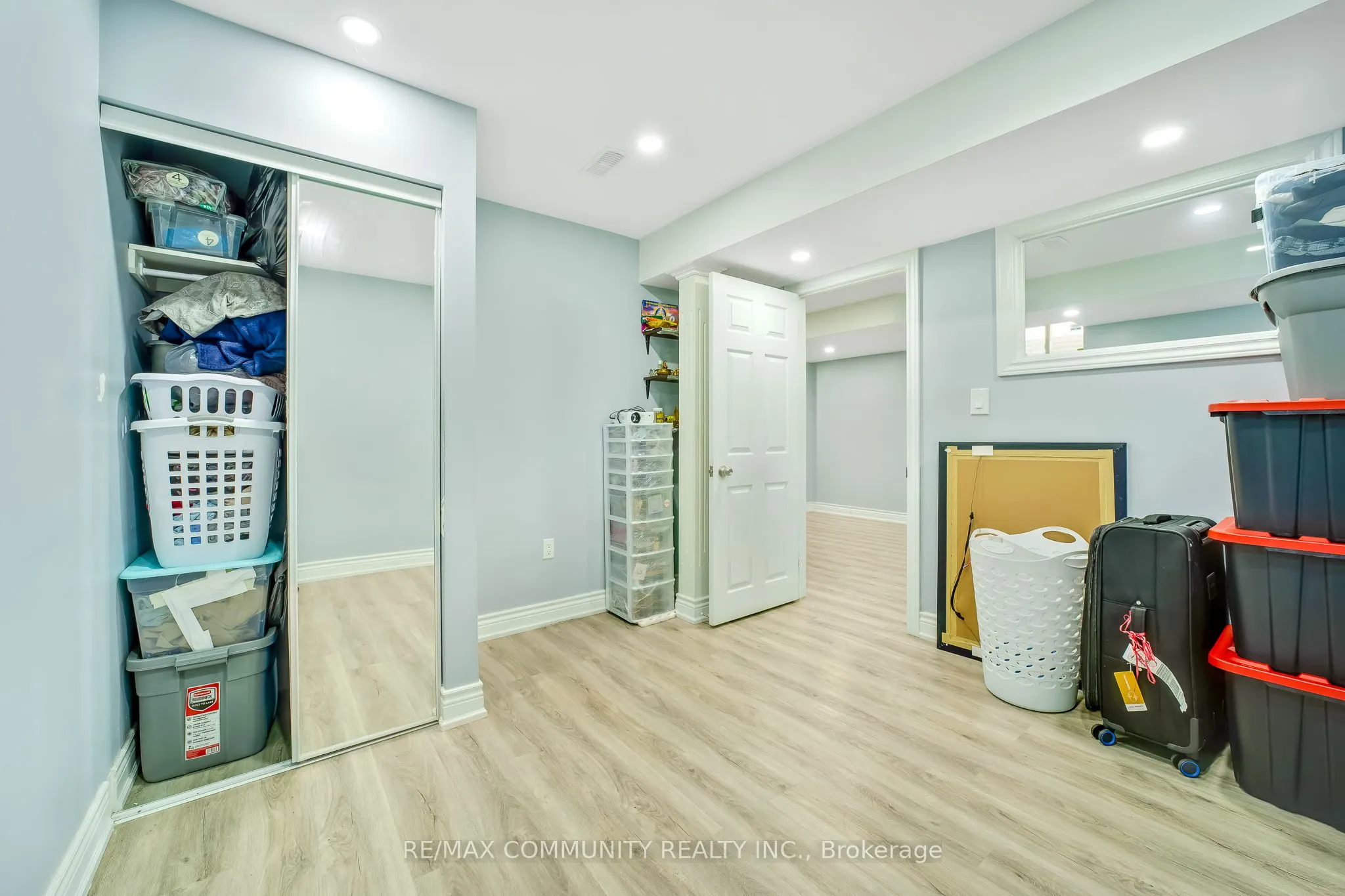 1064 Cameo Street