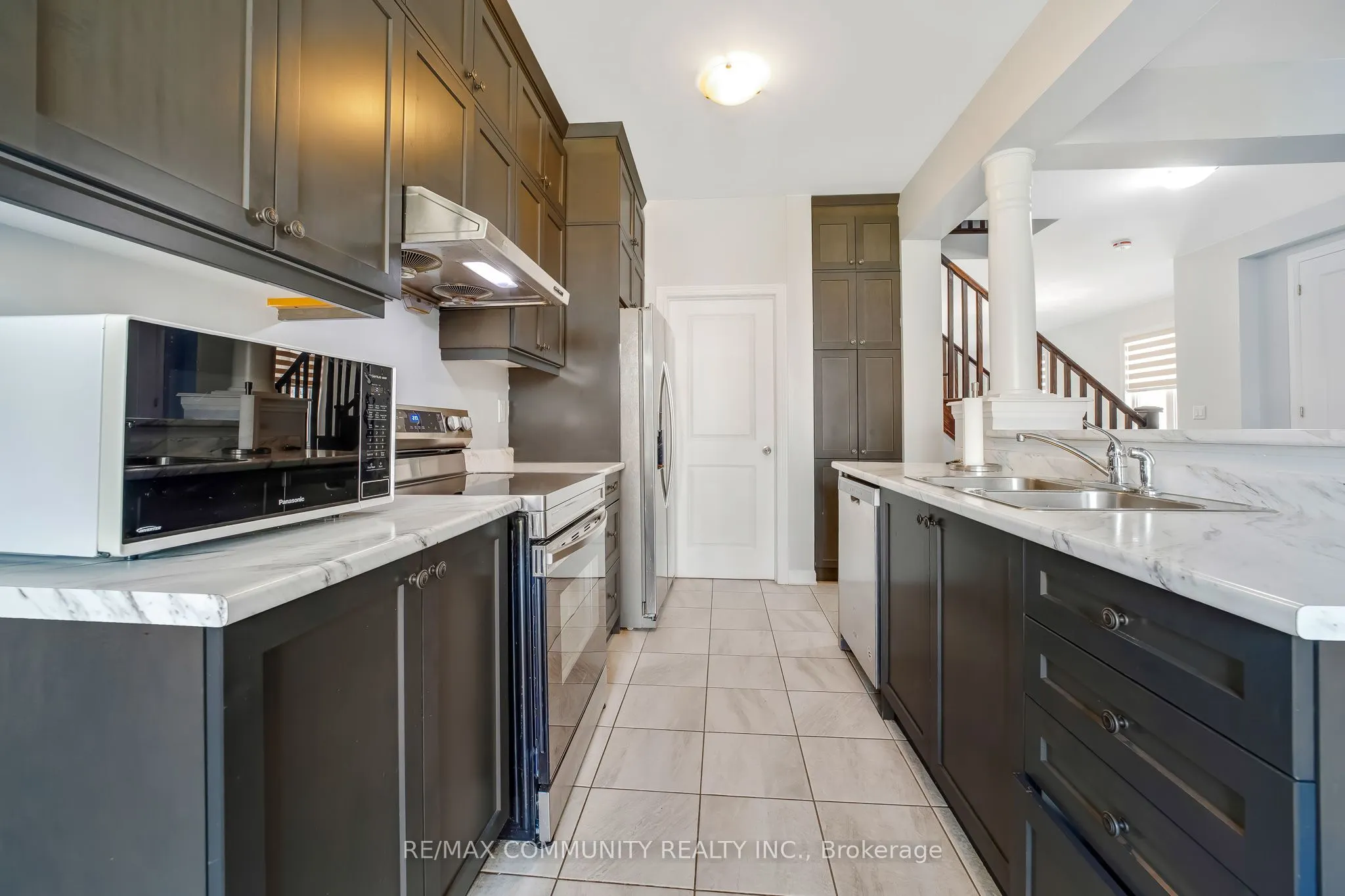 1064 Cameo Street