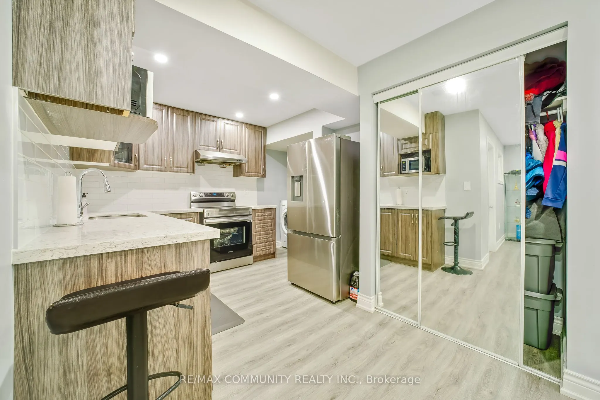 1064 Cameo Street