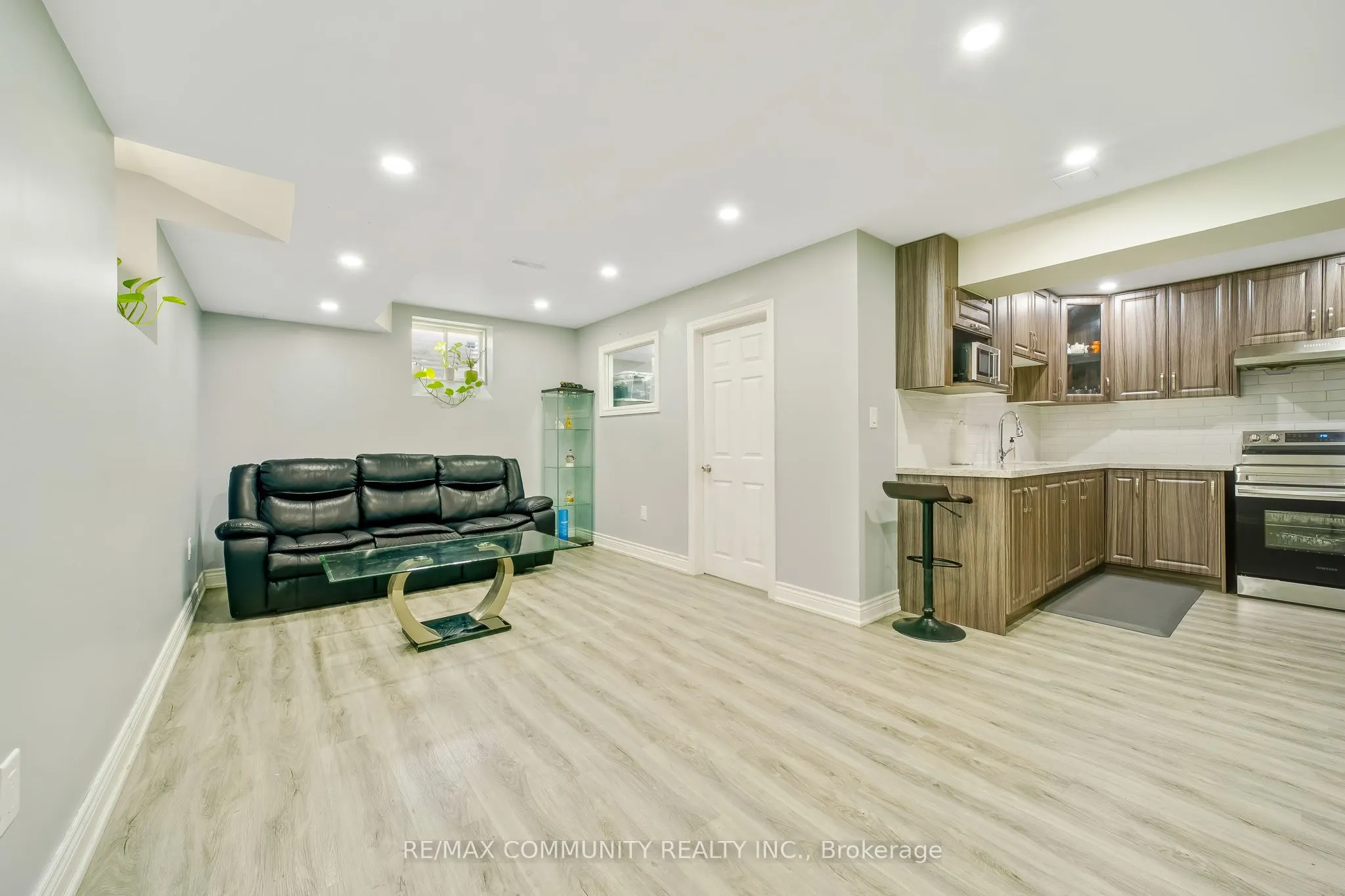 1064 Cameo Street