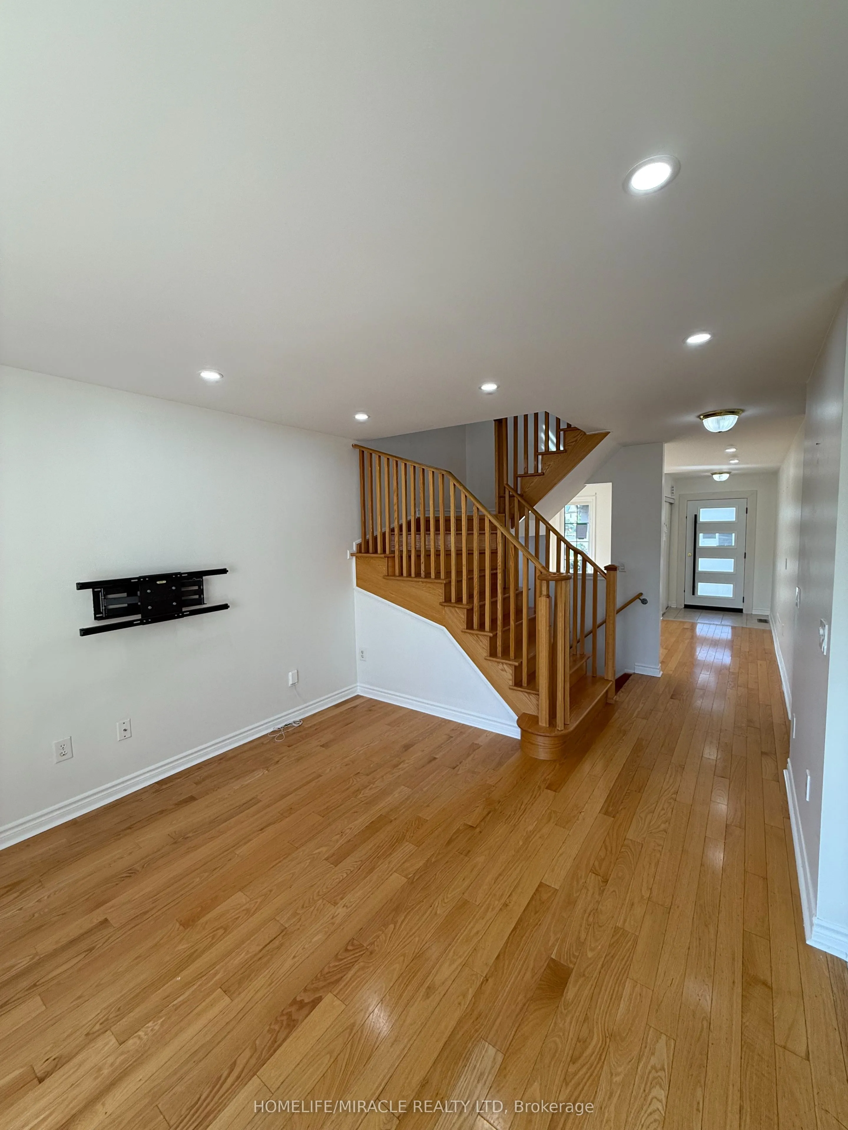 55 Allworth Crescent