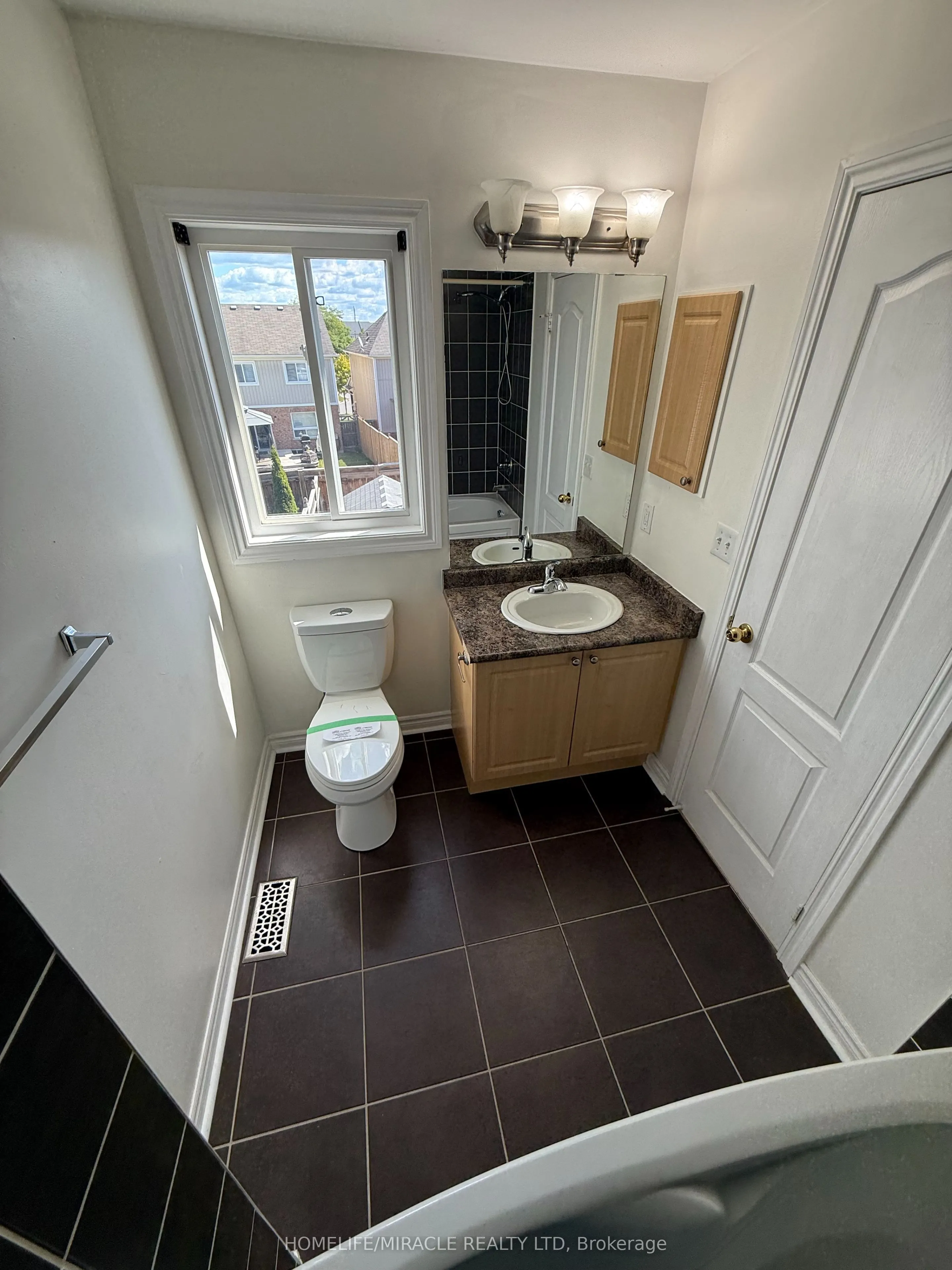 55 Allworth Crescent