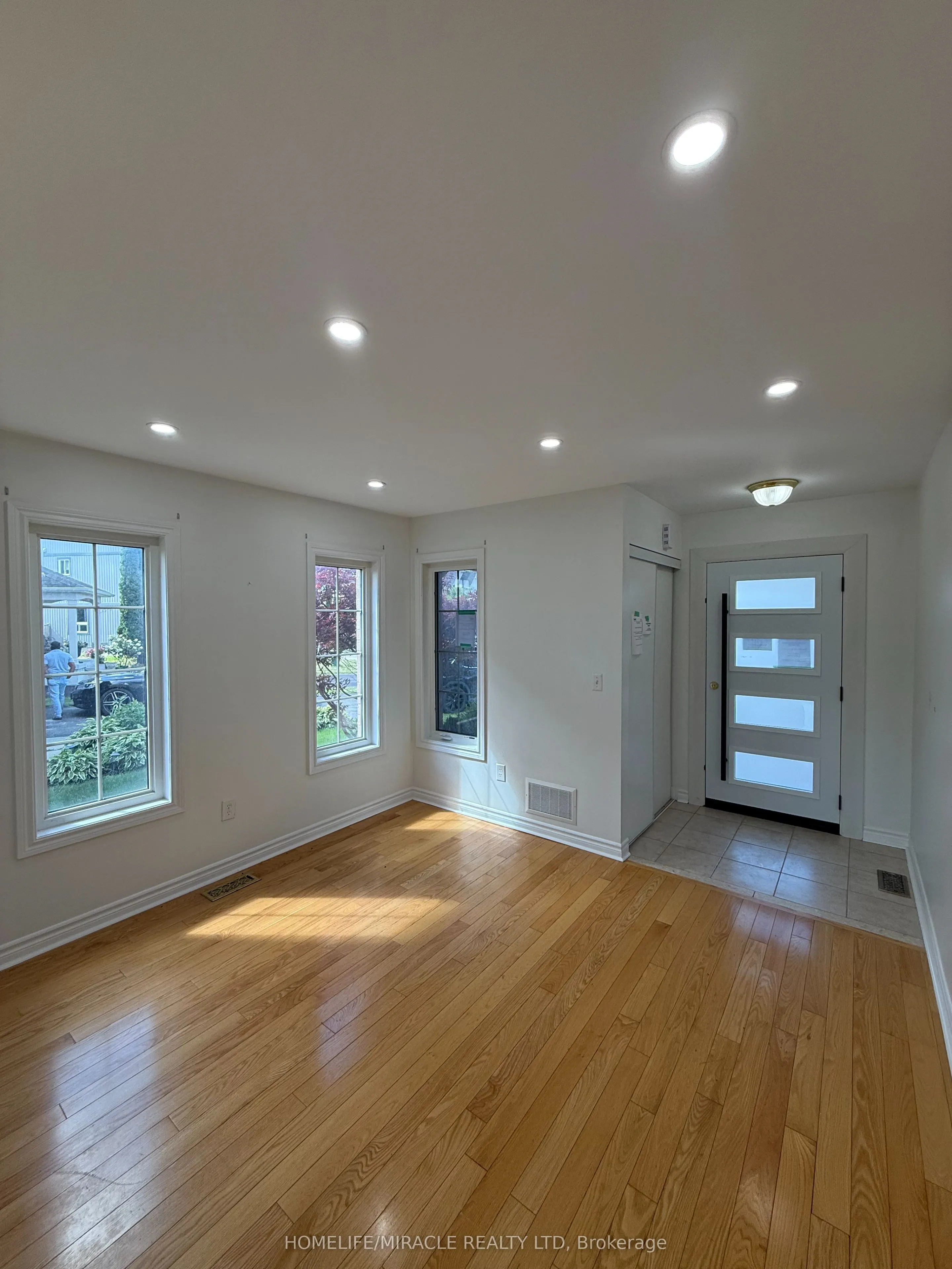 55 Allworth Crescent