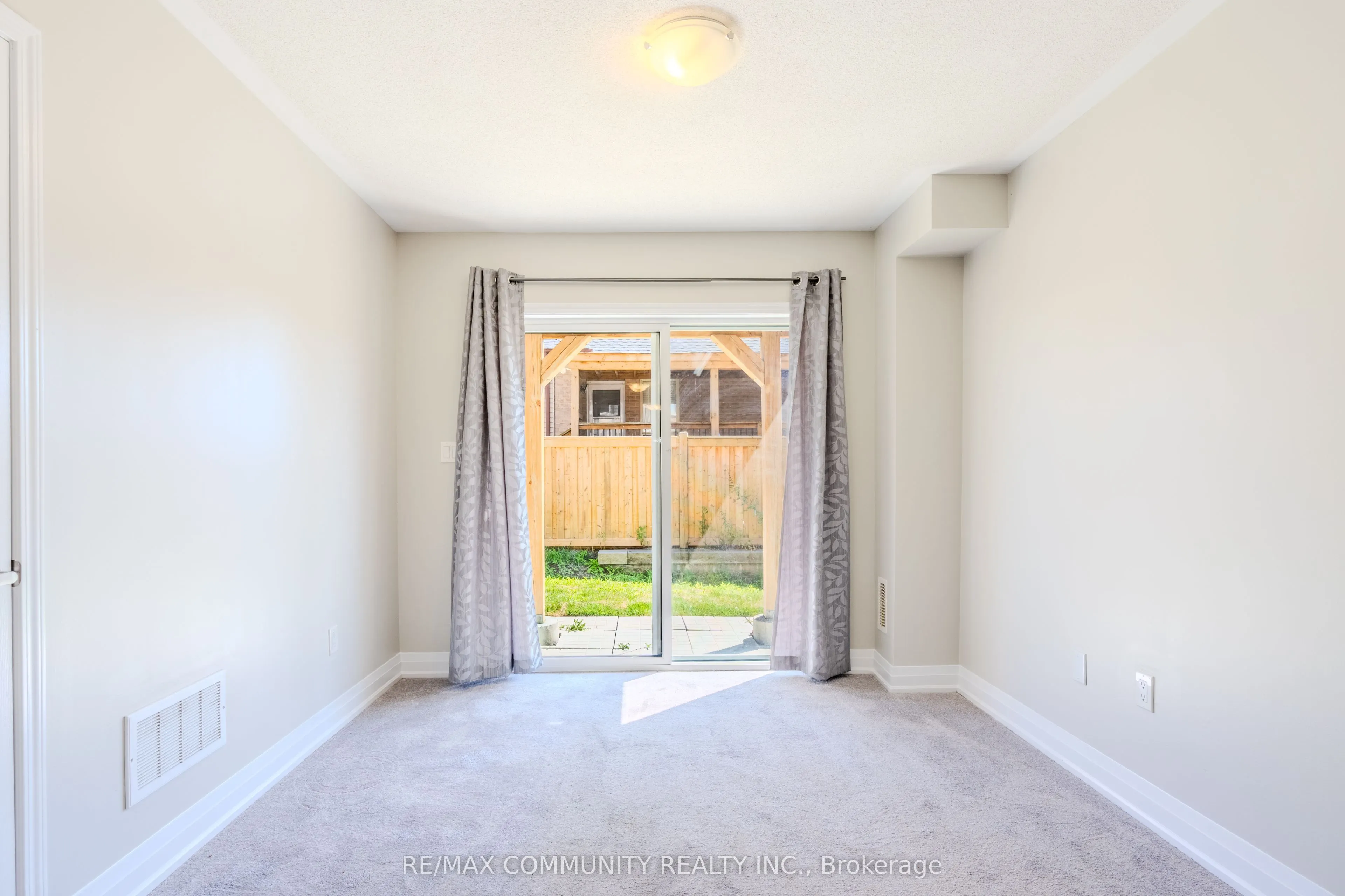 823 Atwater Path