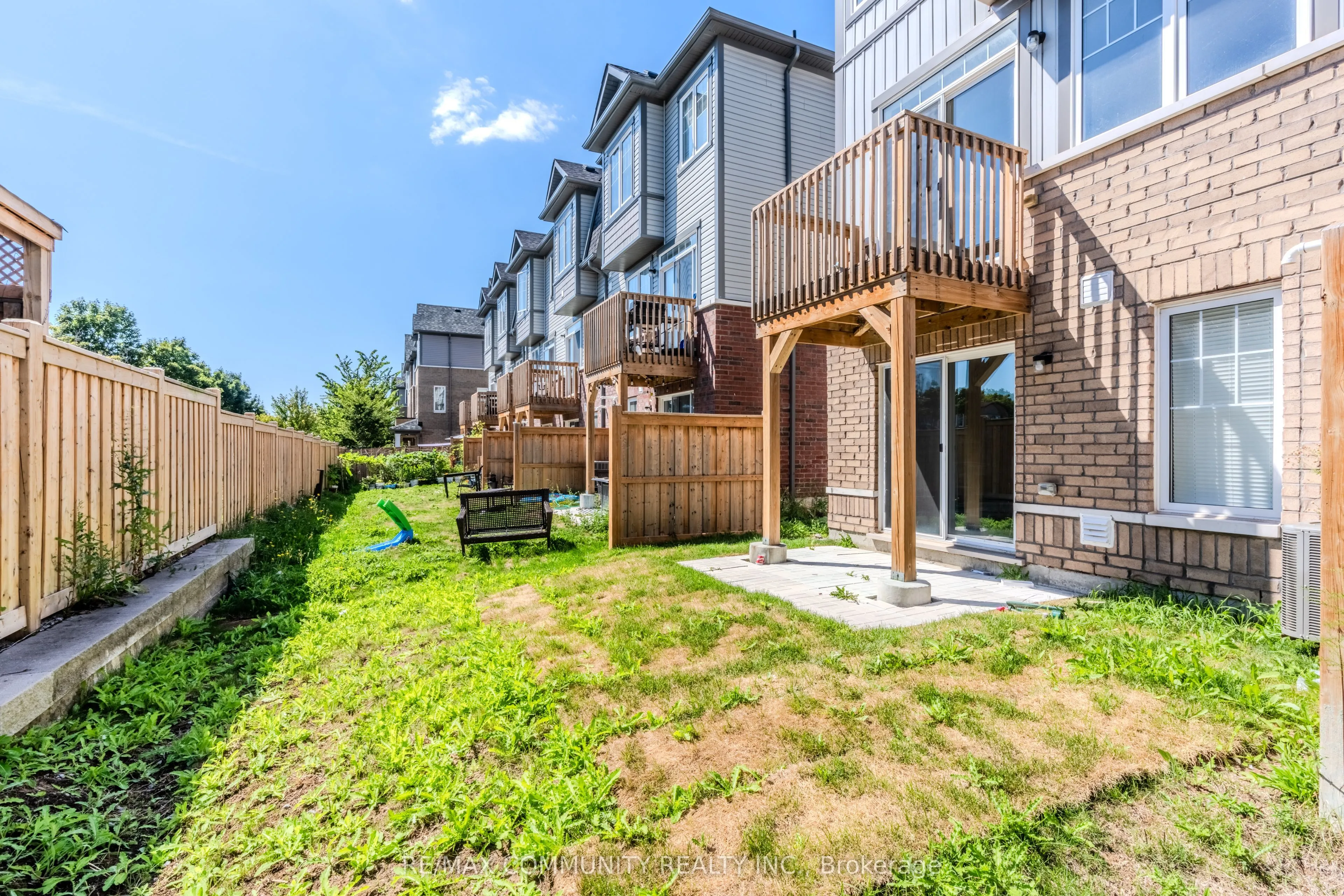 823 Atwater Path