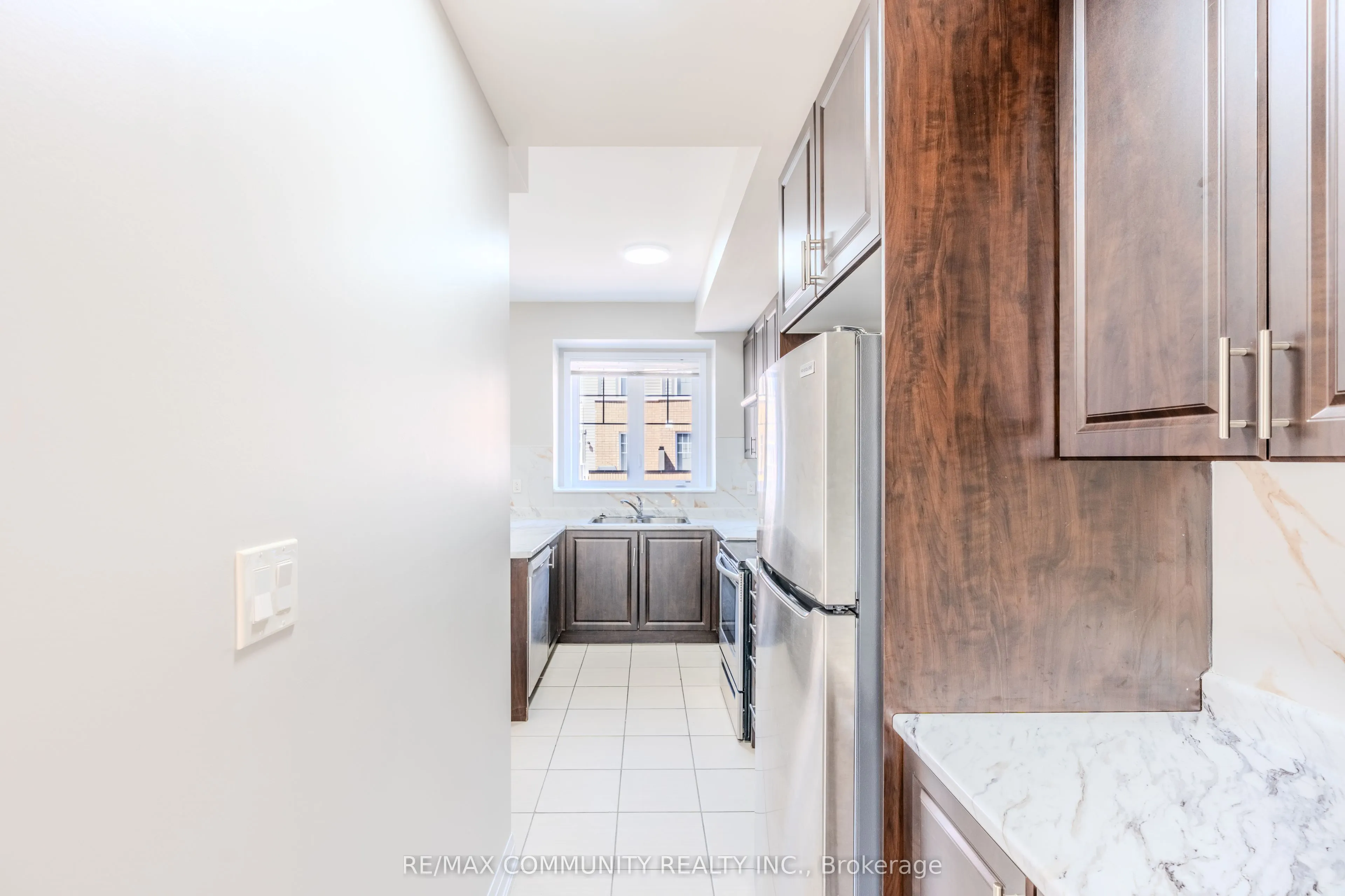 823 Atwater Path