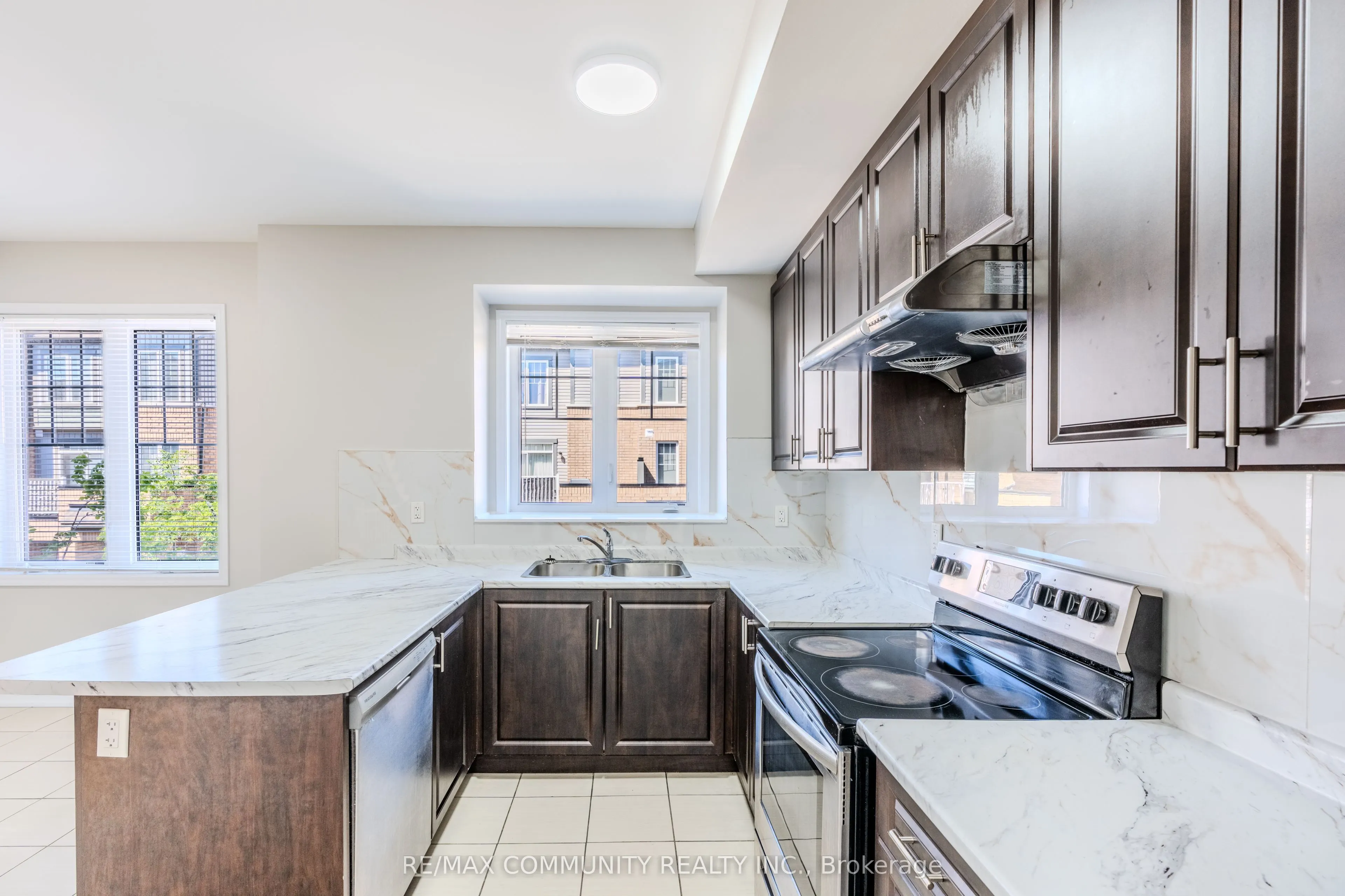 823 Atwater Path