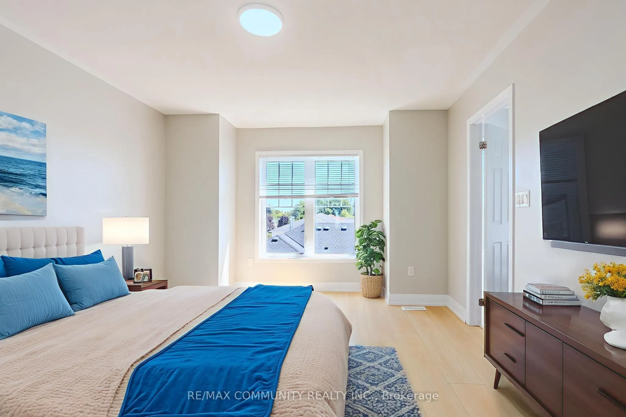 823 Atwater Path