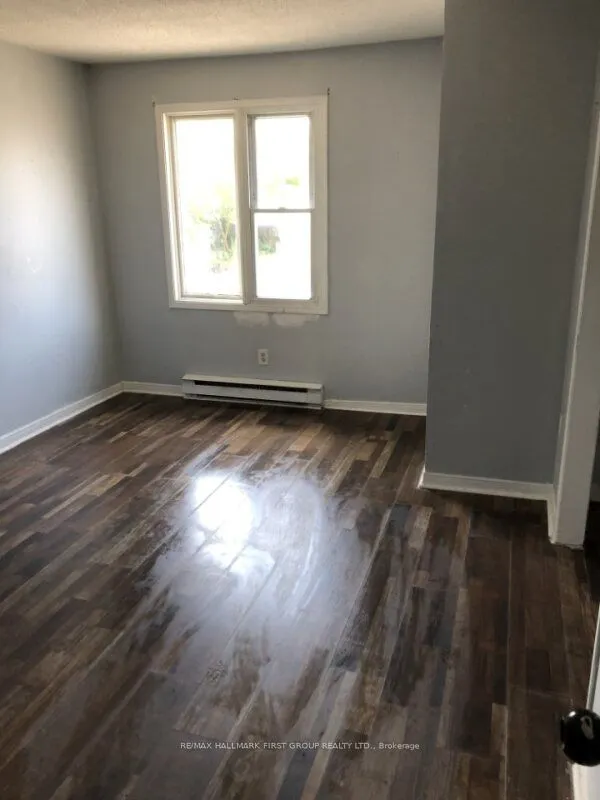 7 Nassau Street