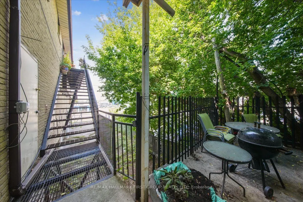 7 Nassau Street