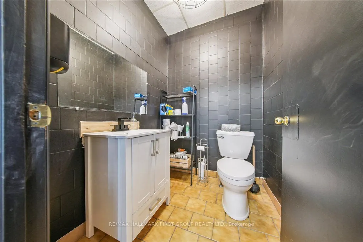 7 Nassau Street