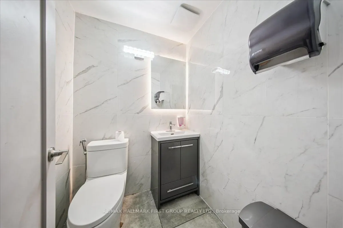 7 Nassau Street