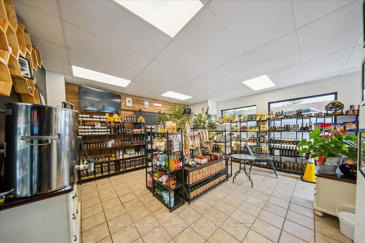 7 Nassau Street