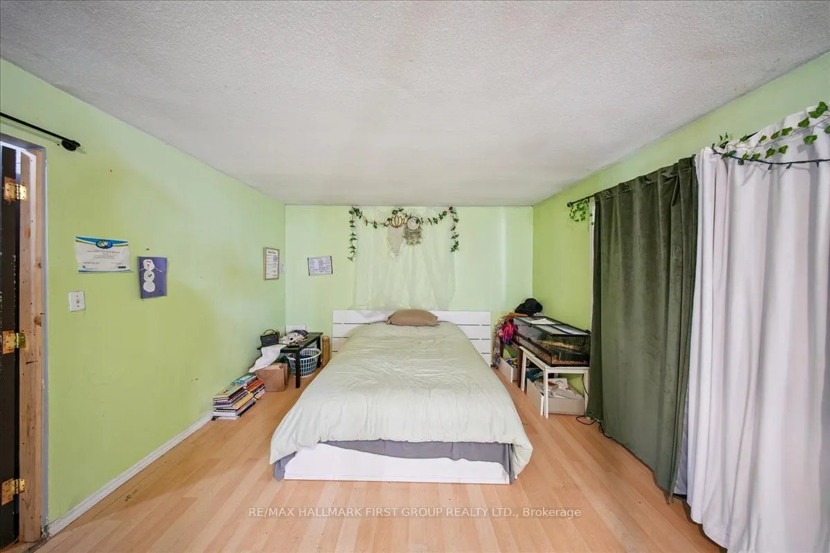 7 Nassau Street