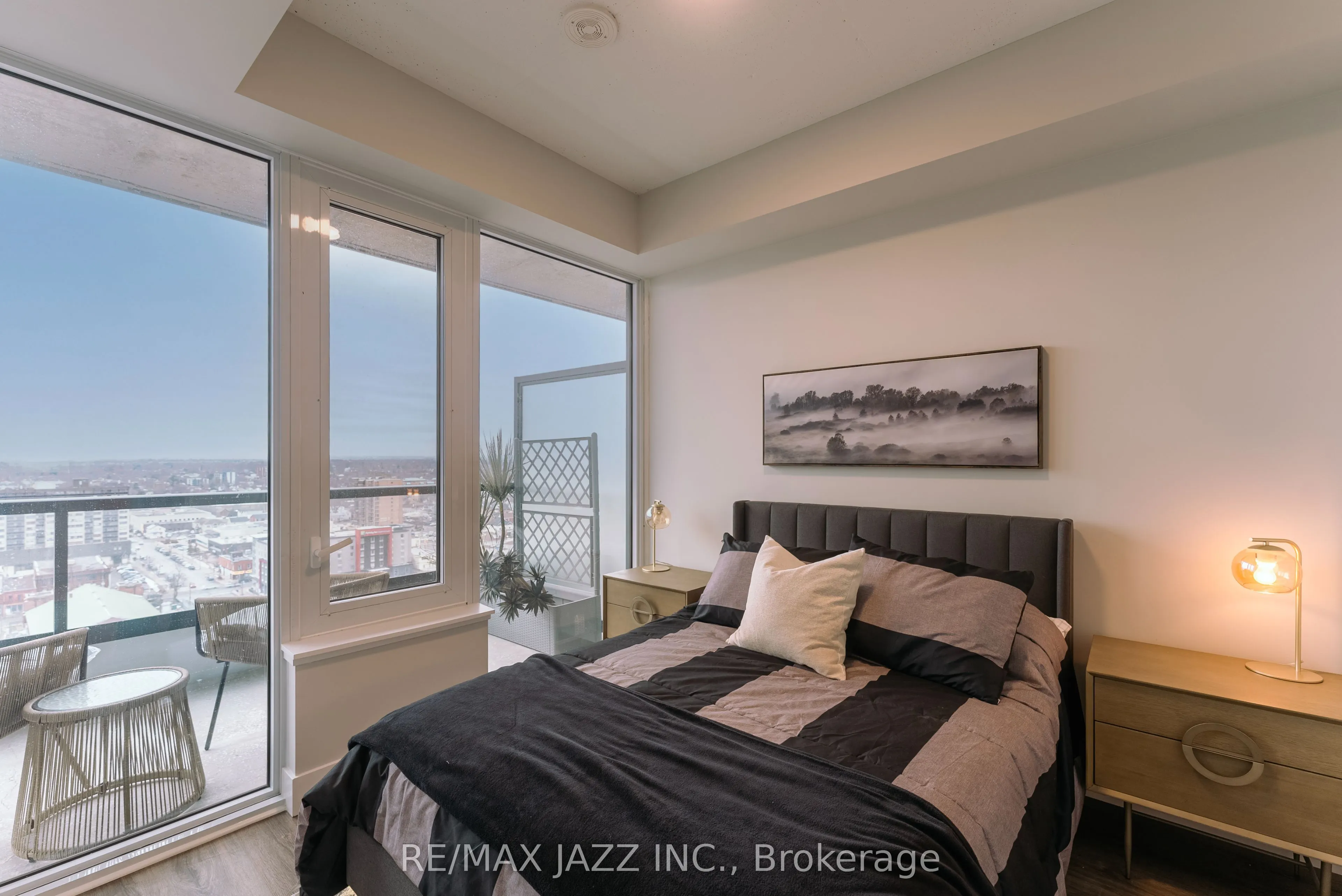 80 Bond Street E, #508