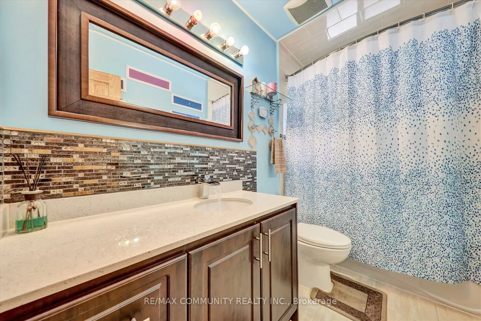 837 Scarborough Golf Club Road