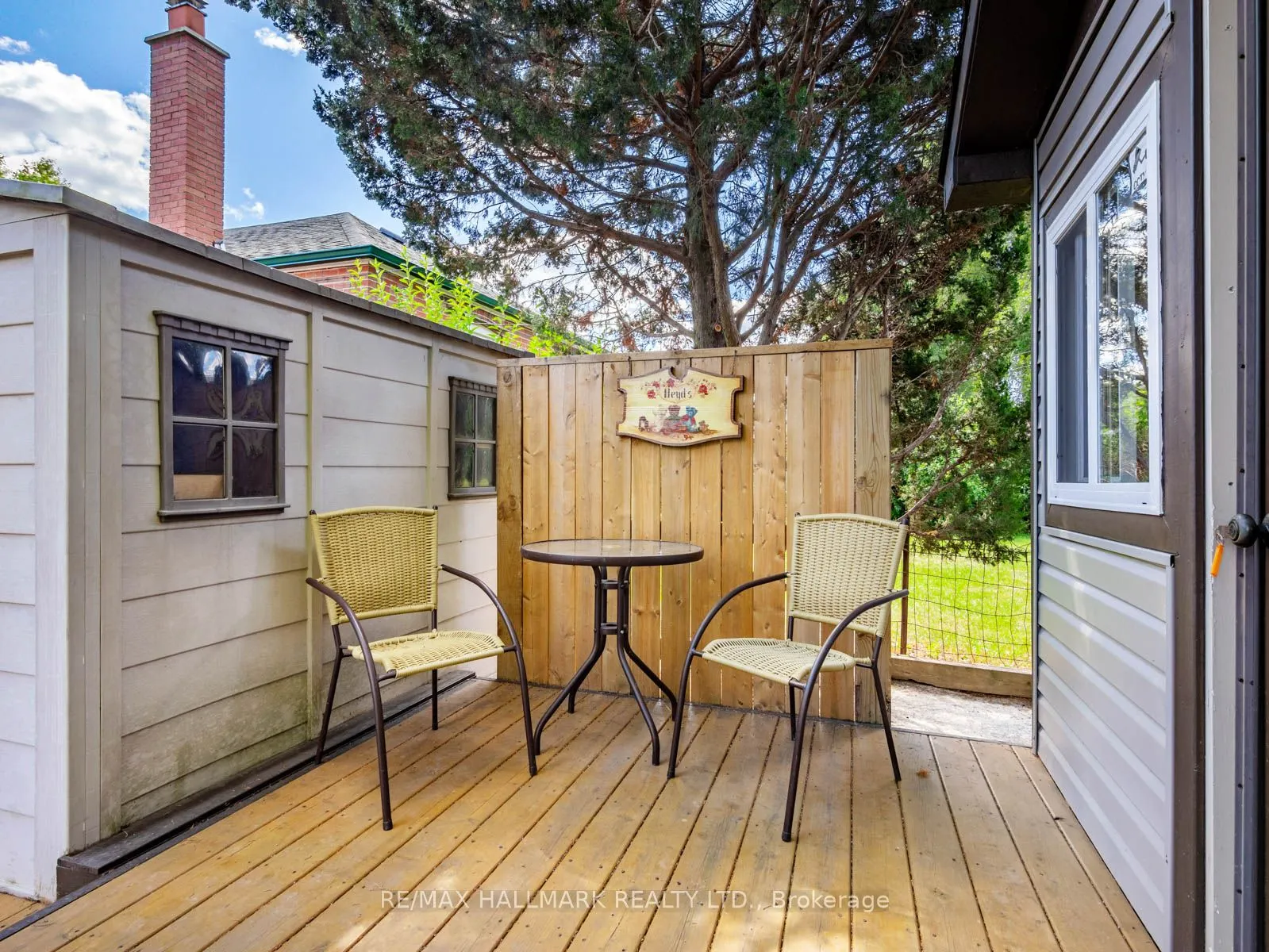 60 Greylawn Crescent