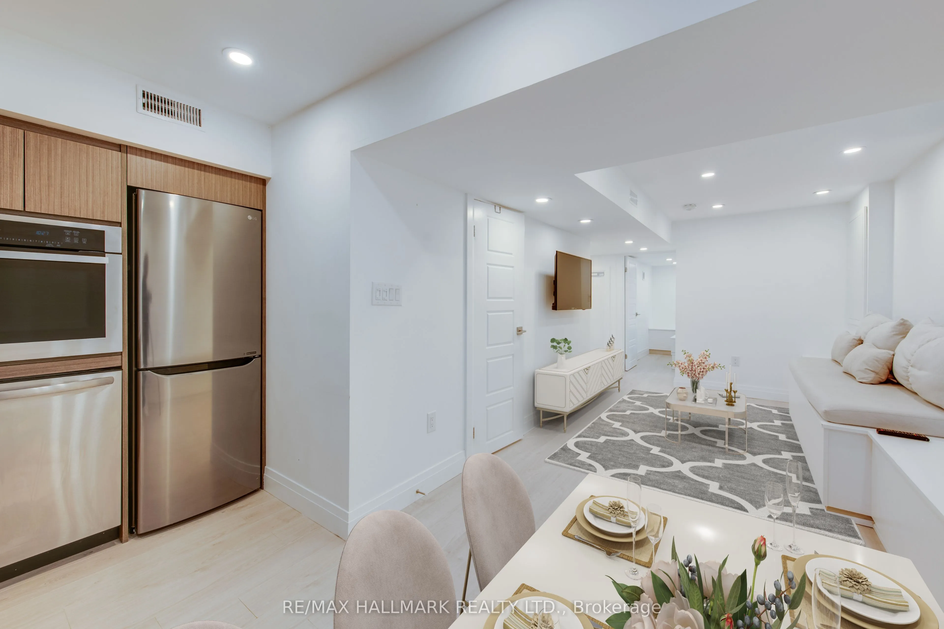 210 Parkmount Road, #Lower