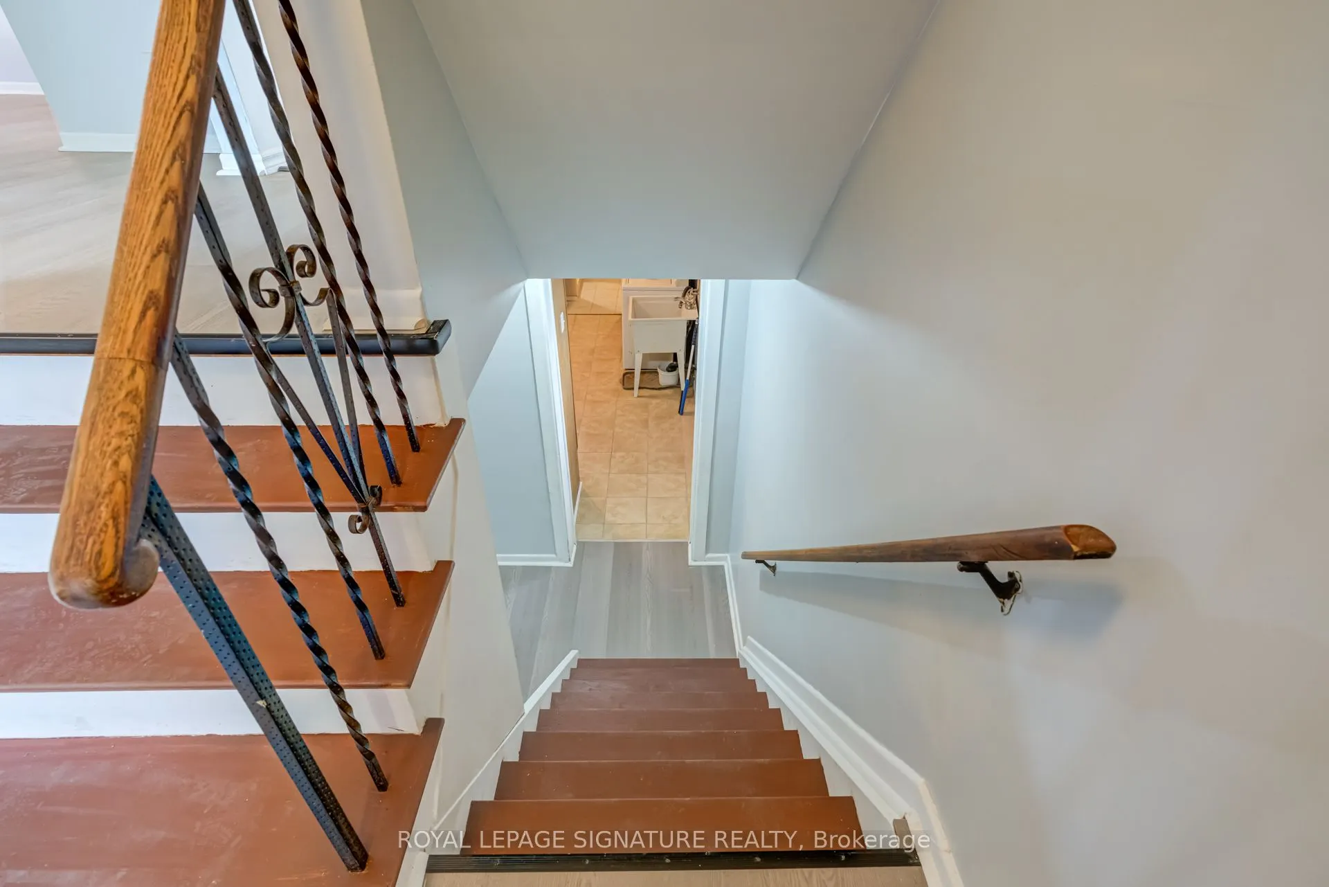 4 Stillbrook Court