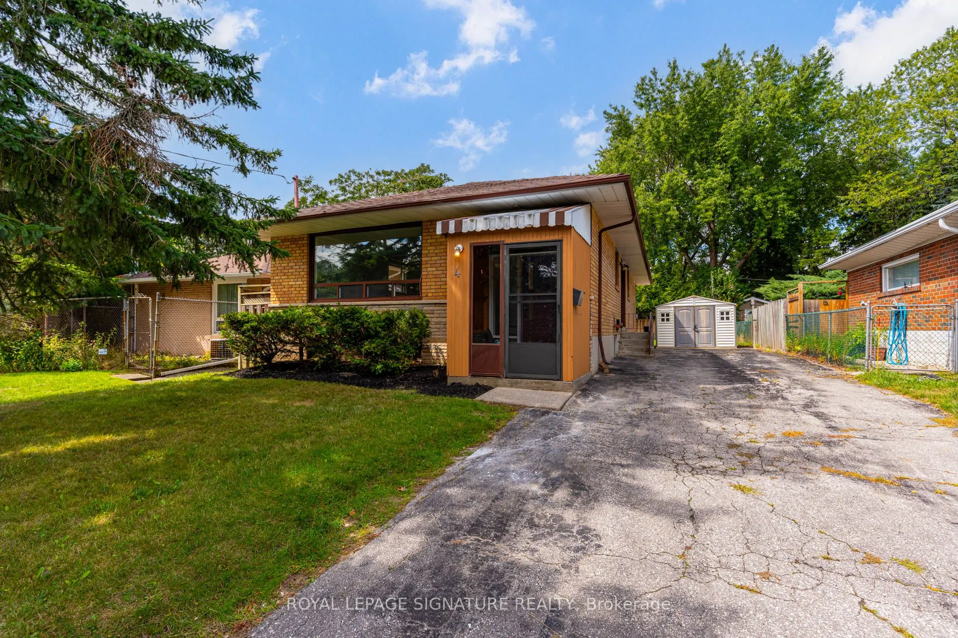 4 Stillbrook Court